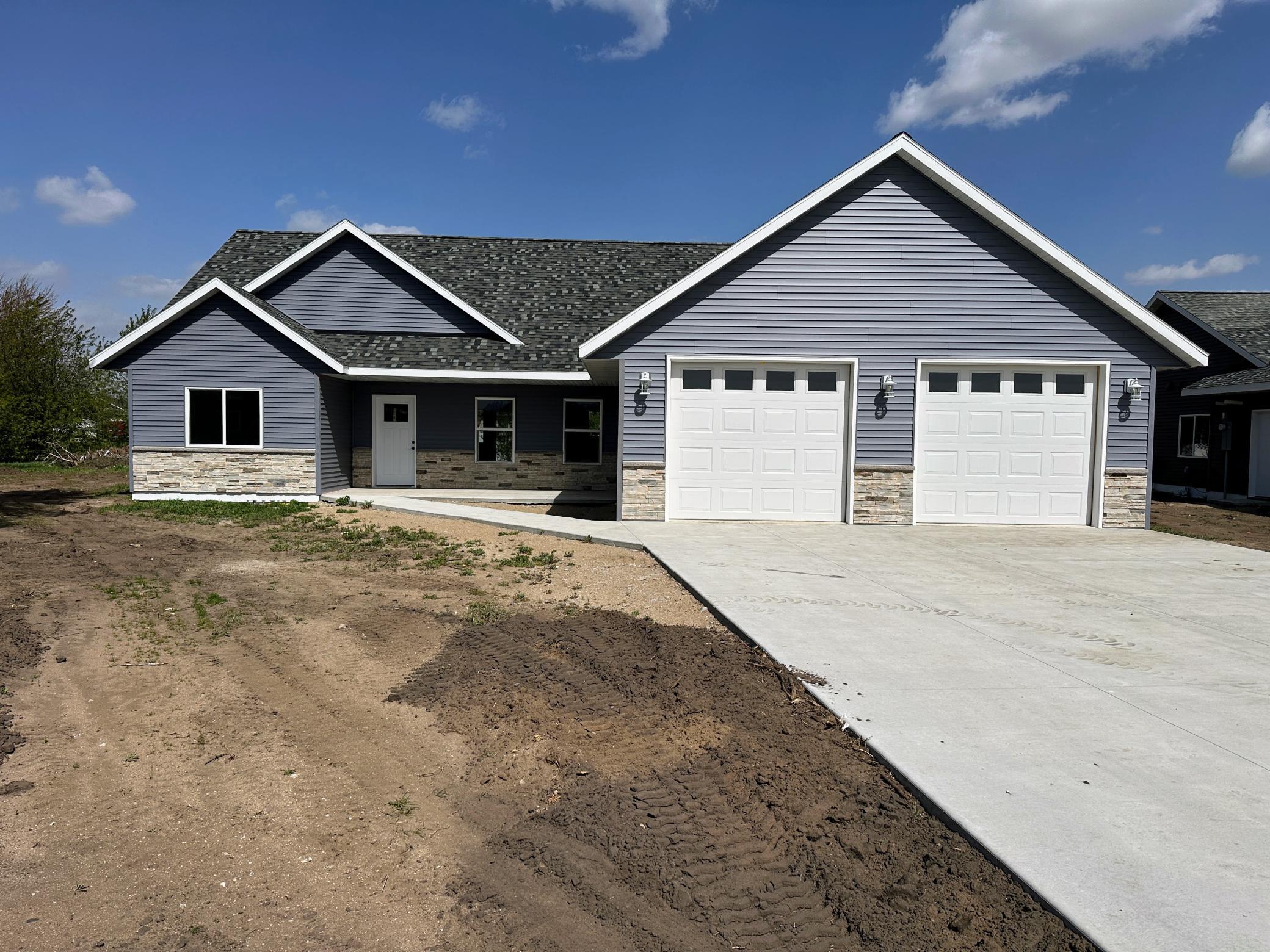 Residential 7072781