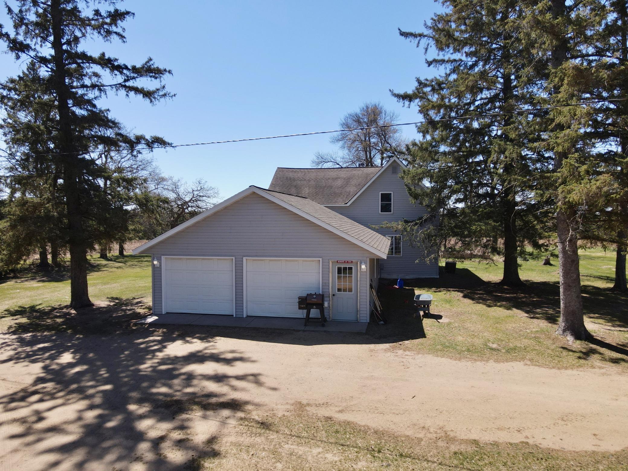 Residential 7072942
