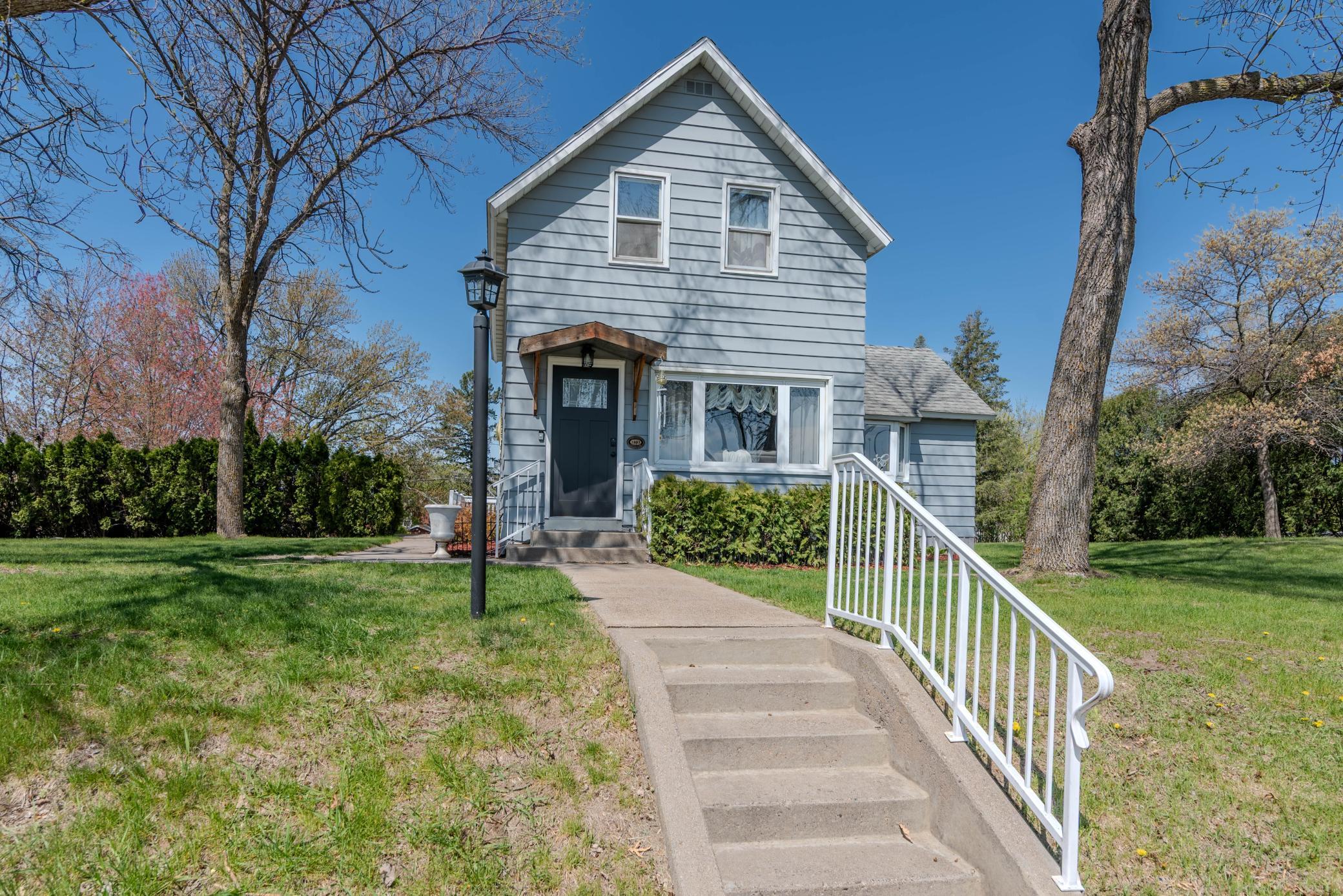 Residential 7073102