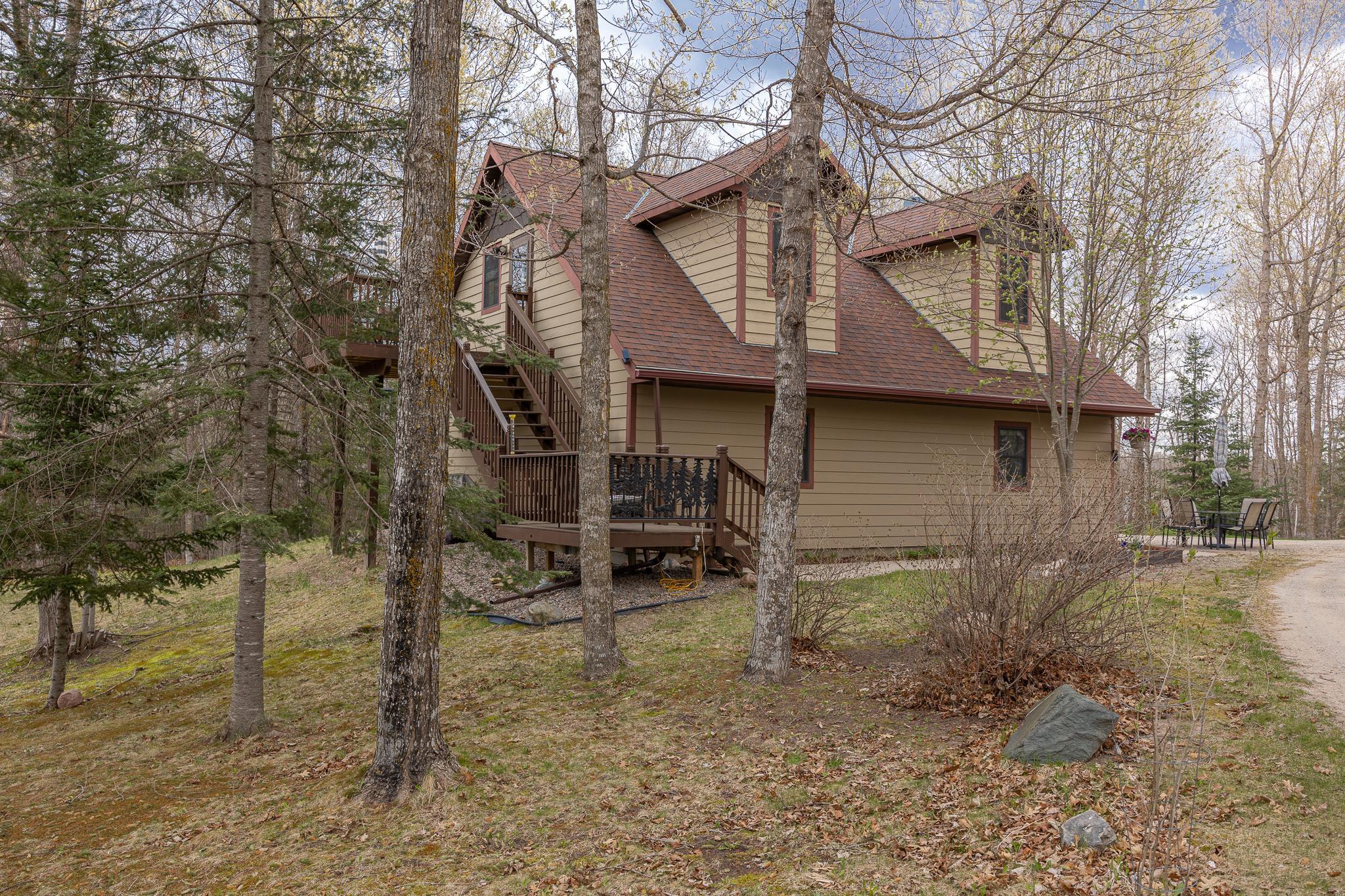 Lakehome 7073263