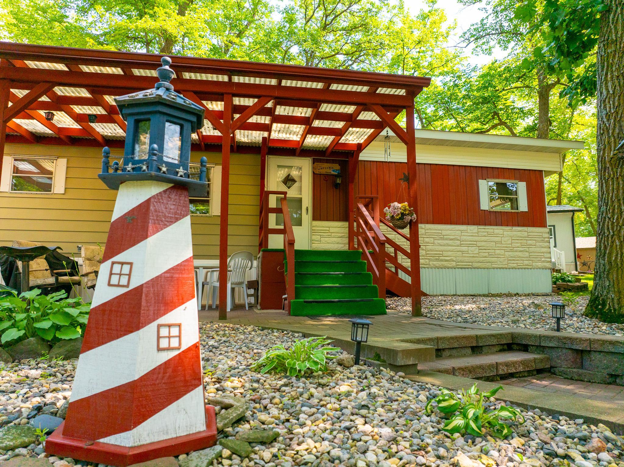 Lakehome 7074548