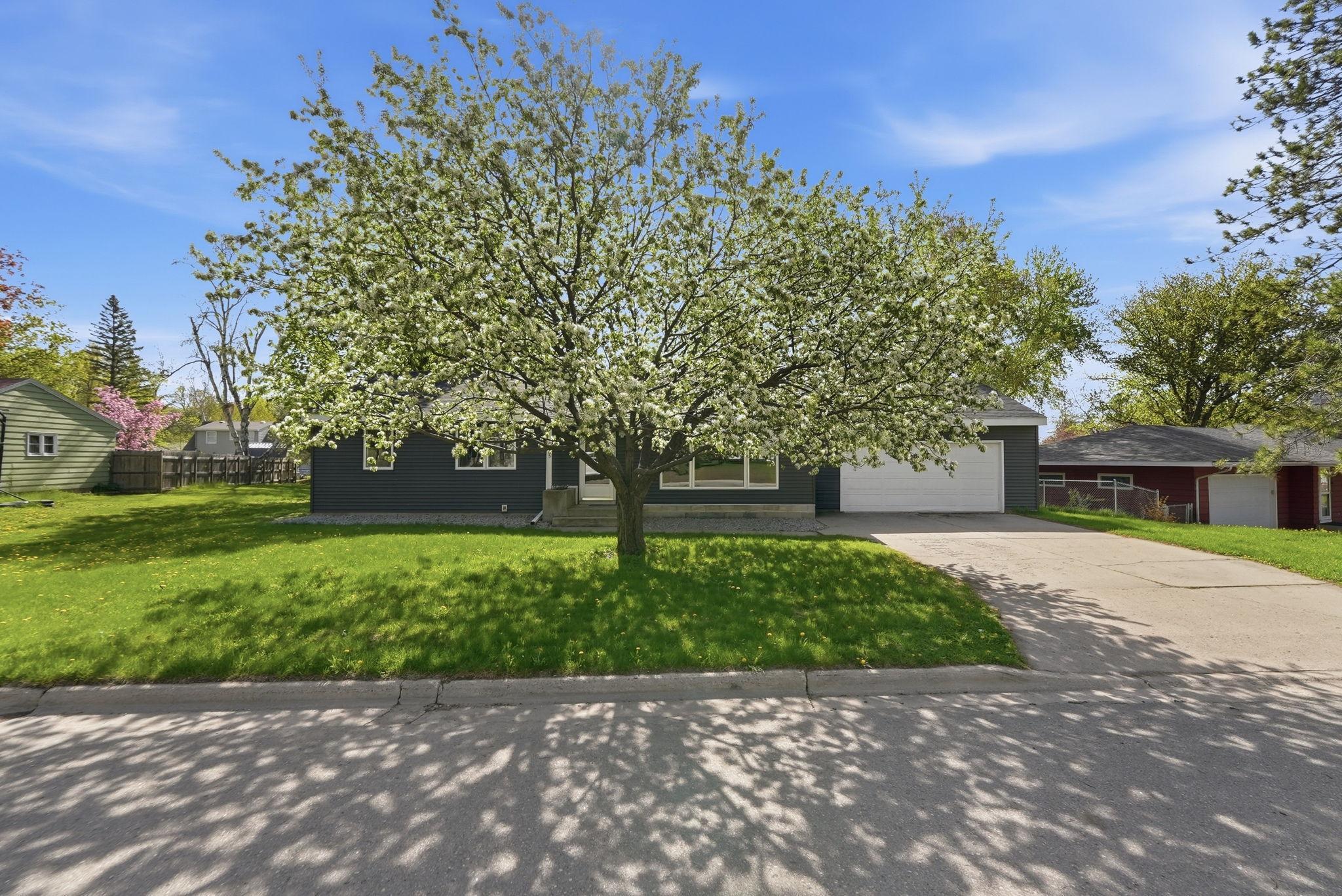 Residential 7074871