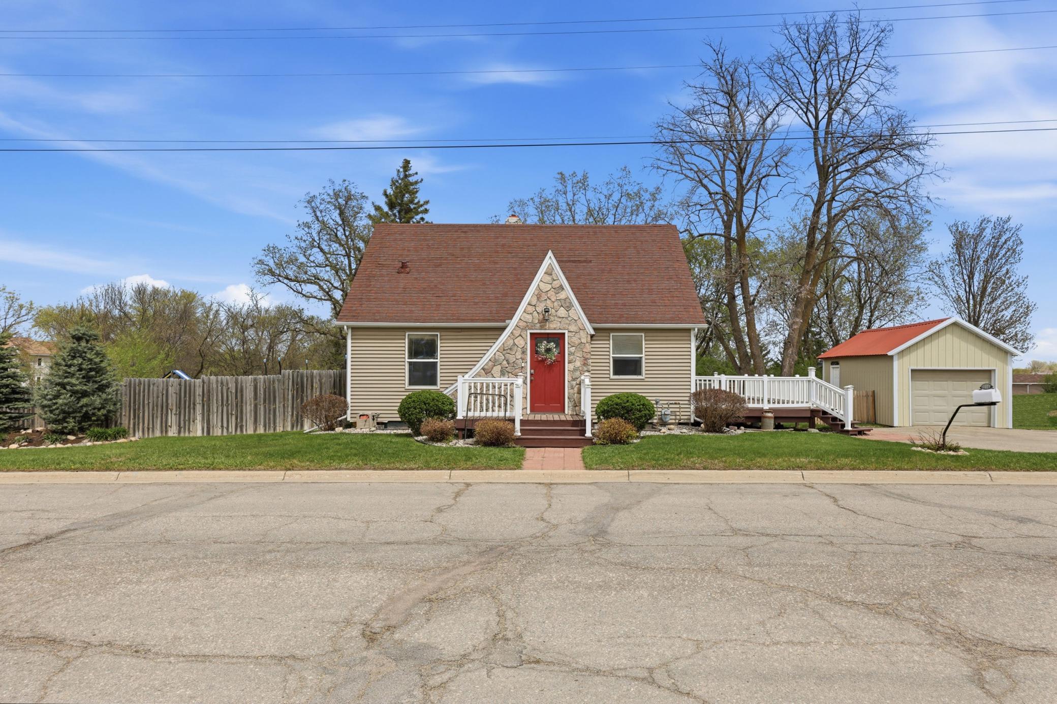 Residential 7075971