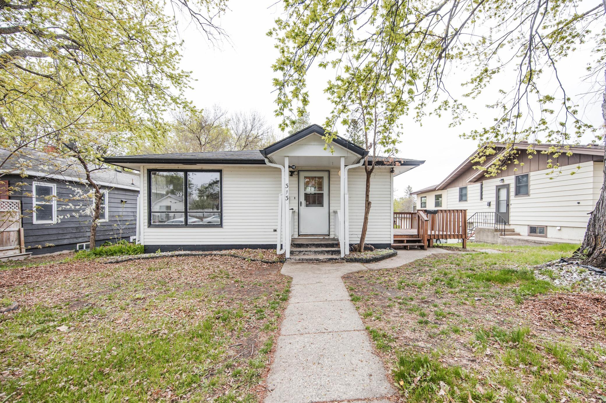 Residential 7076709