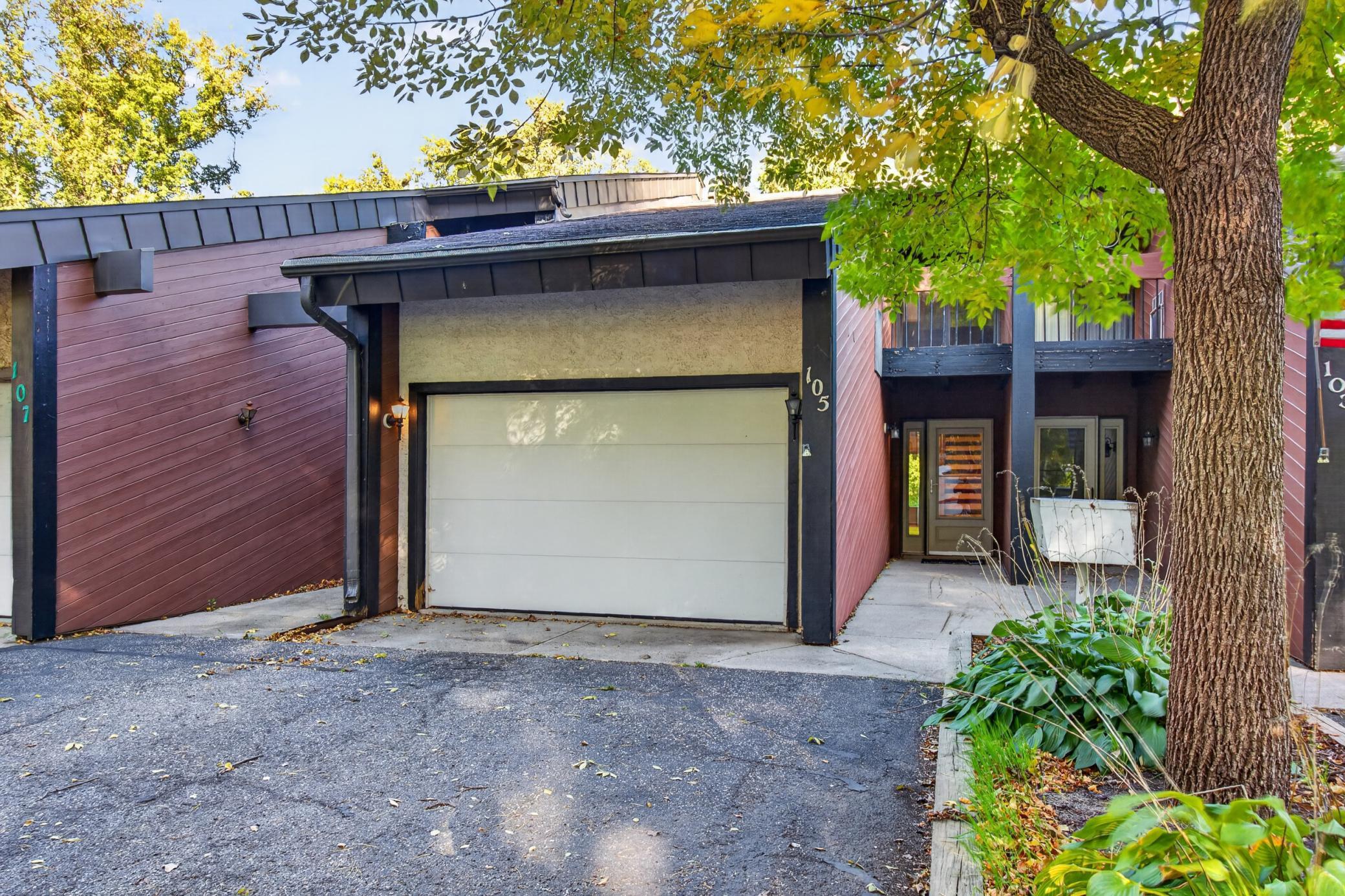 Residential 7076886