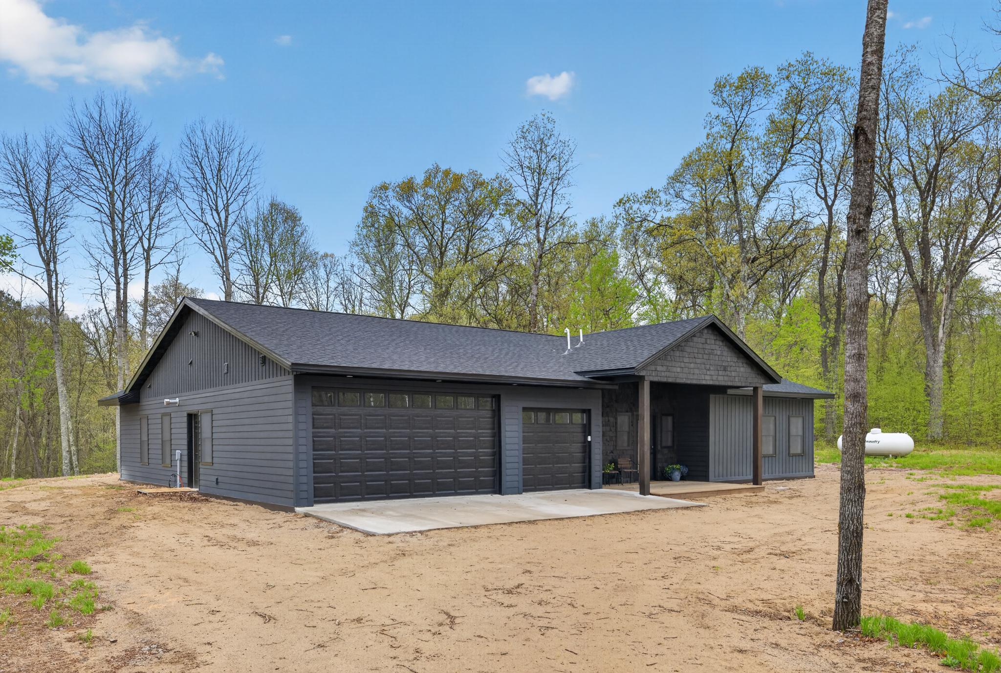 Residential 7077027