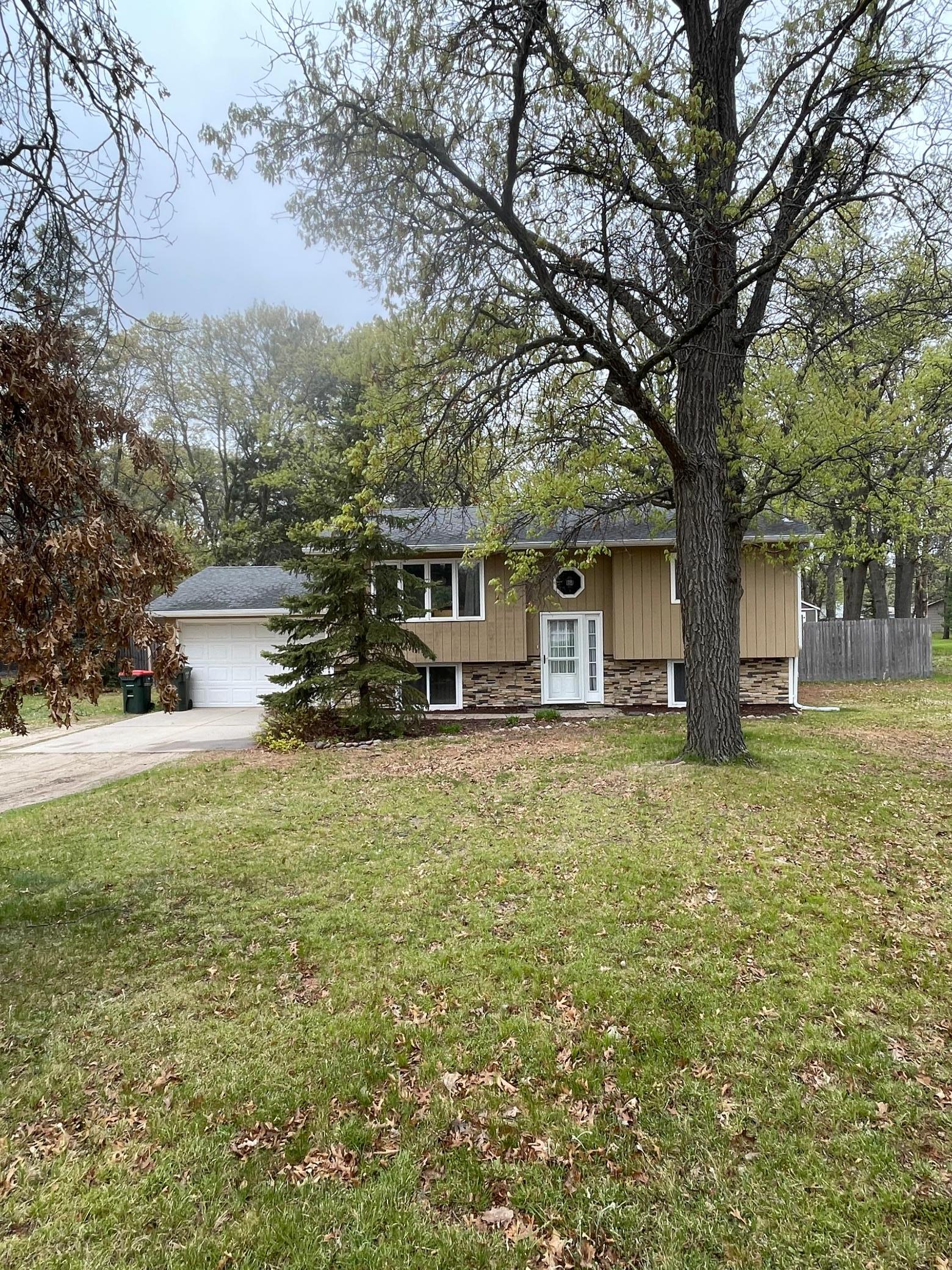 Residential 7077309