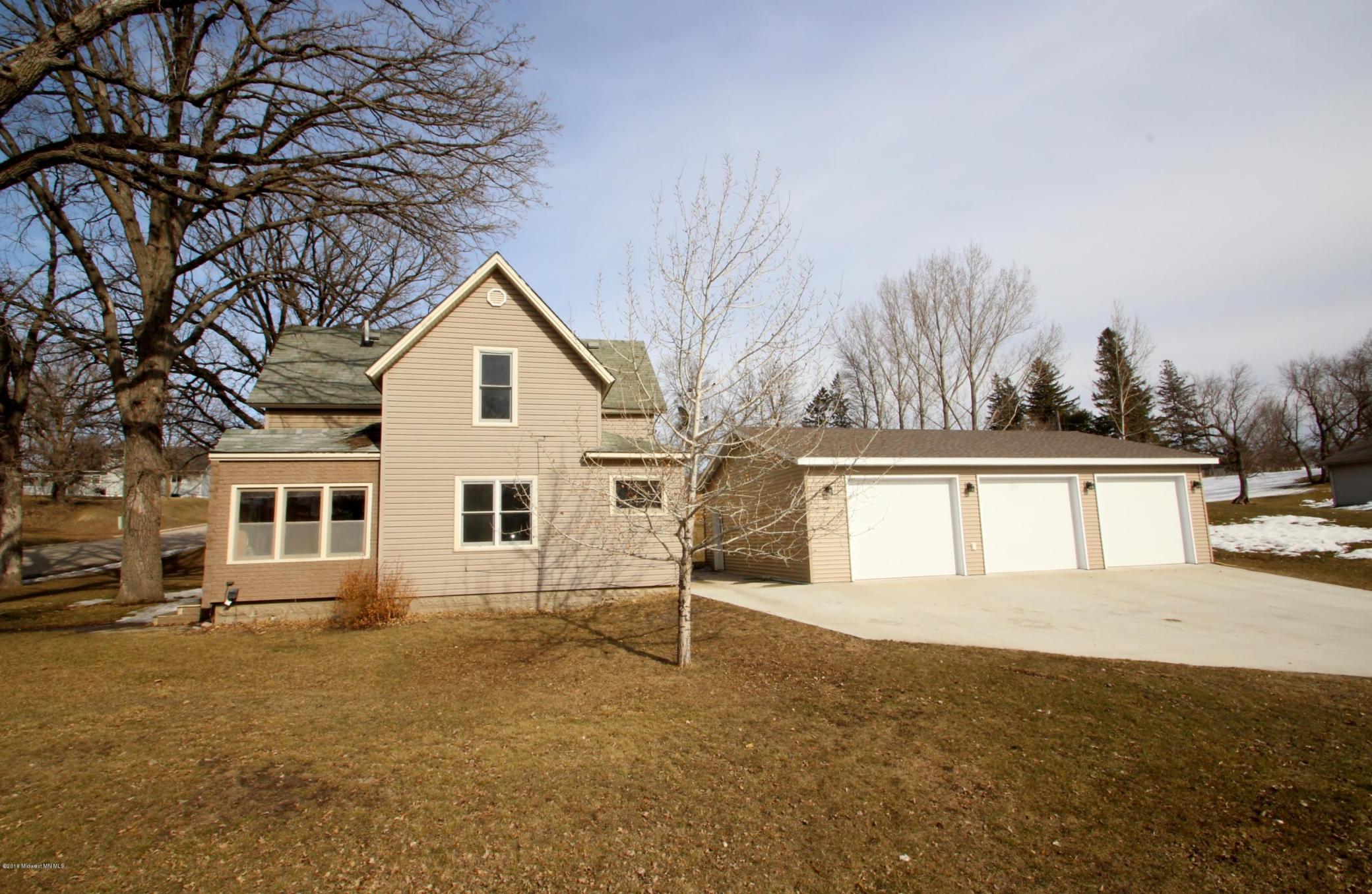 Residential 7077608