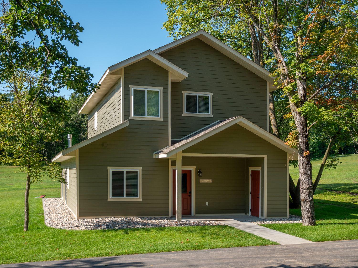 Lakehome 7077810