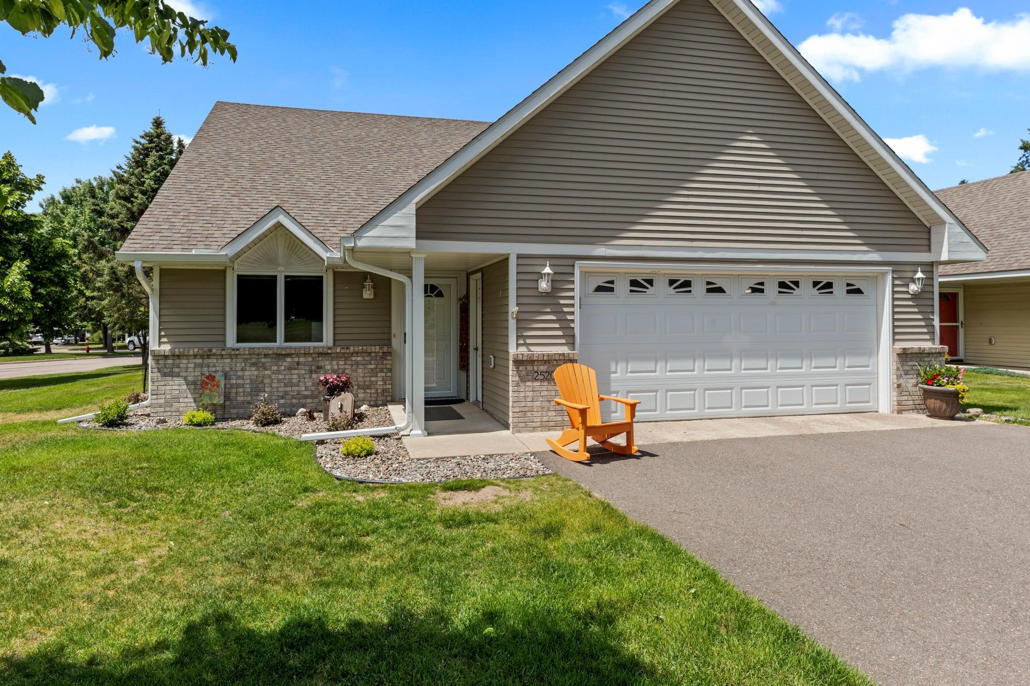 Residential 7077908