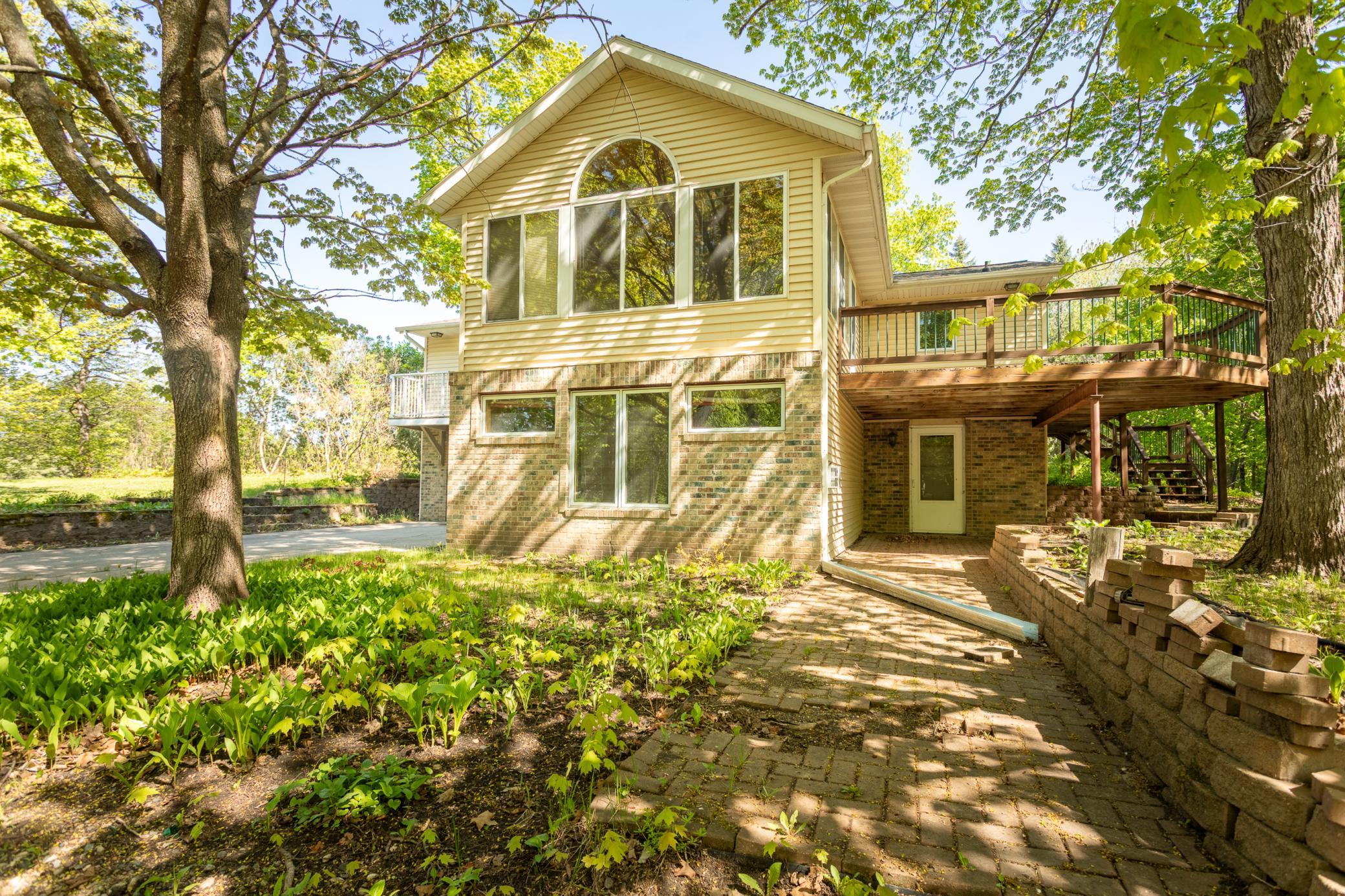 Residential 7077923
