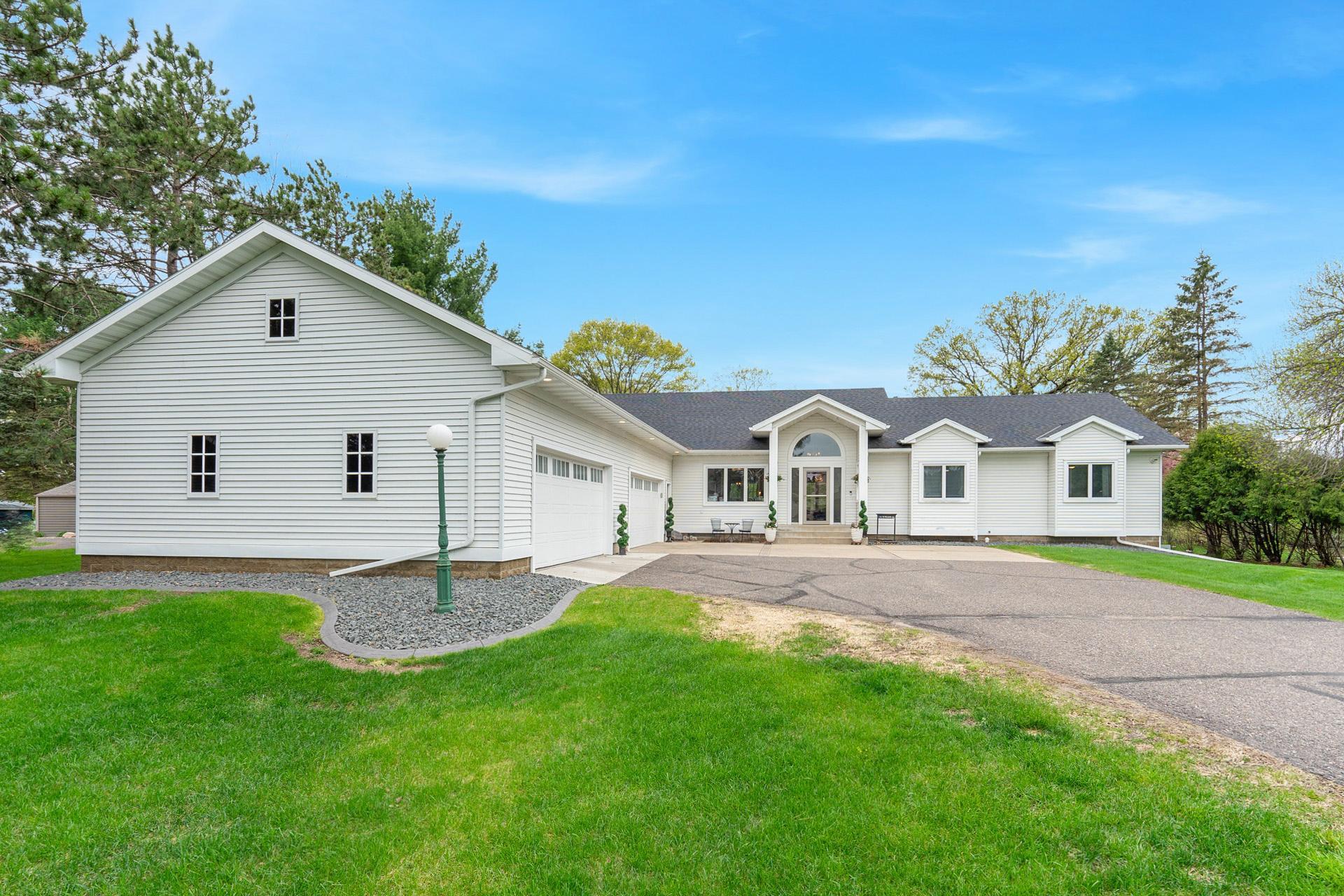 Lakehome 7079099