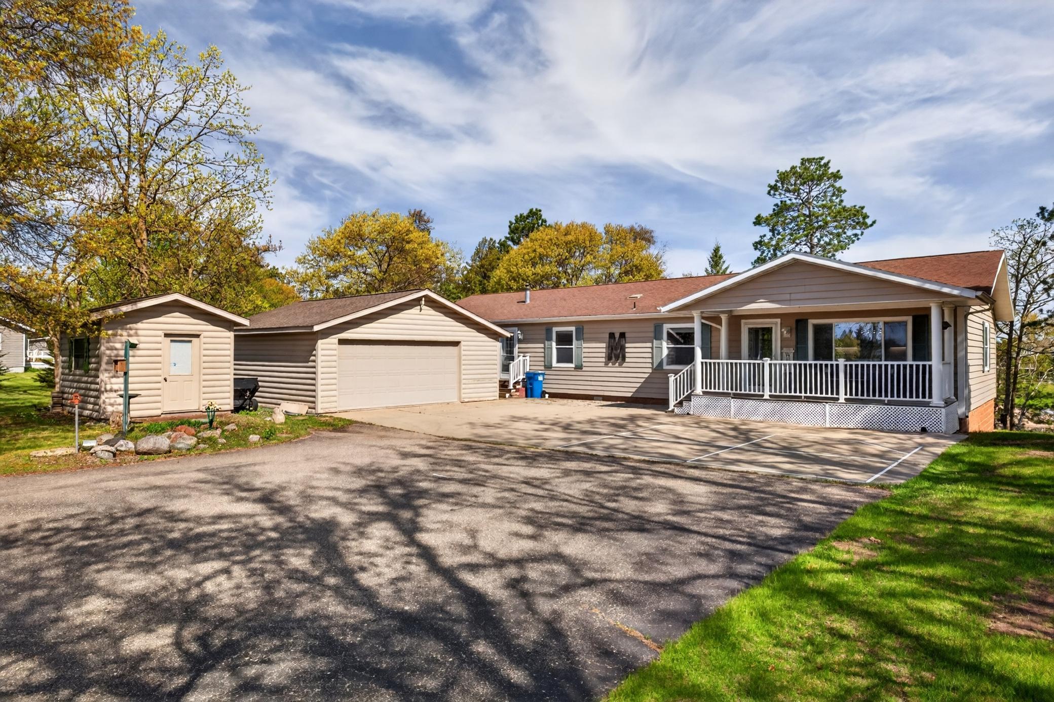 Lakehome 7080408