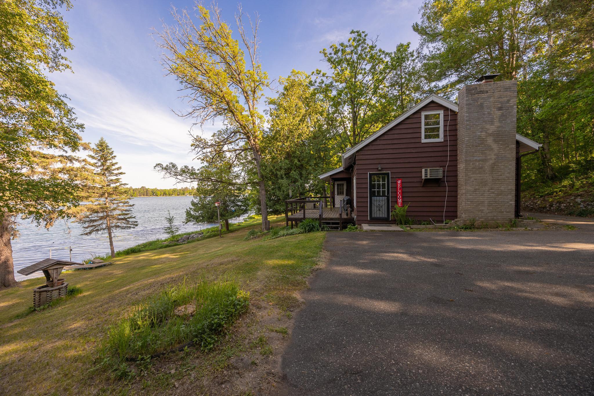 Lakehome 7080820
