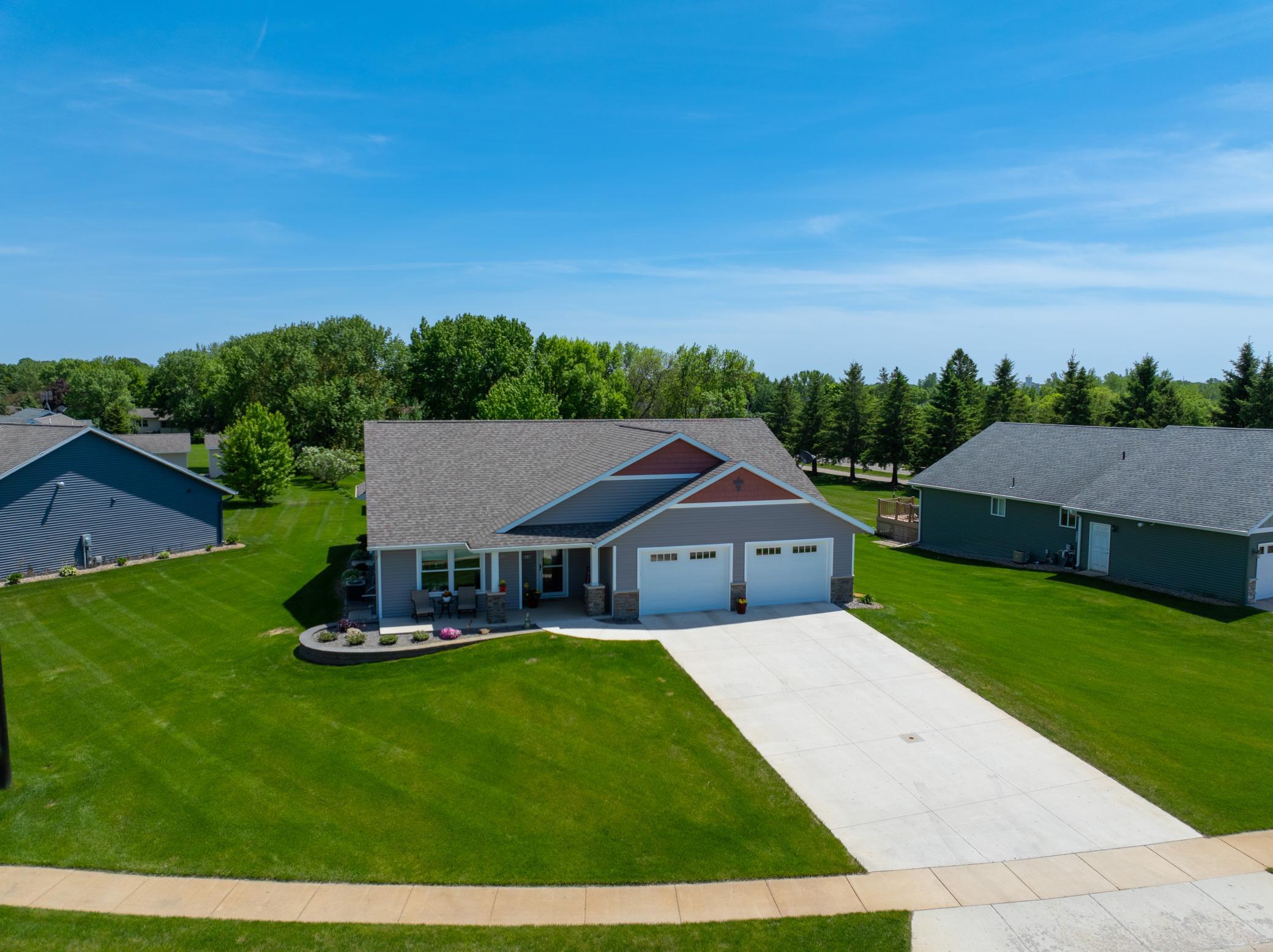 Residential 7081465