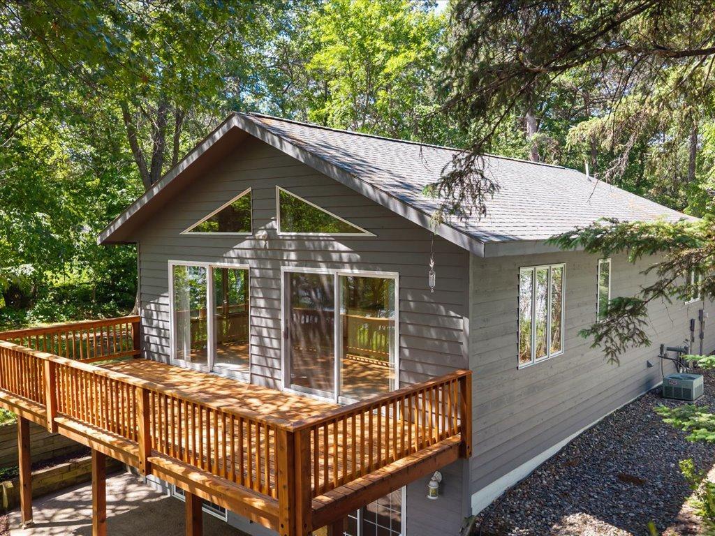 Lakehome 7081612
