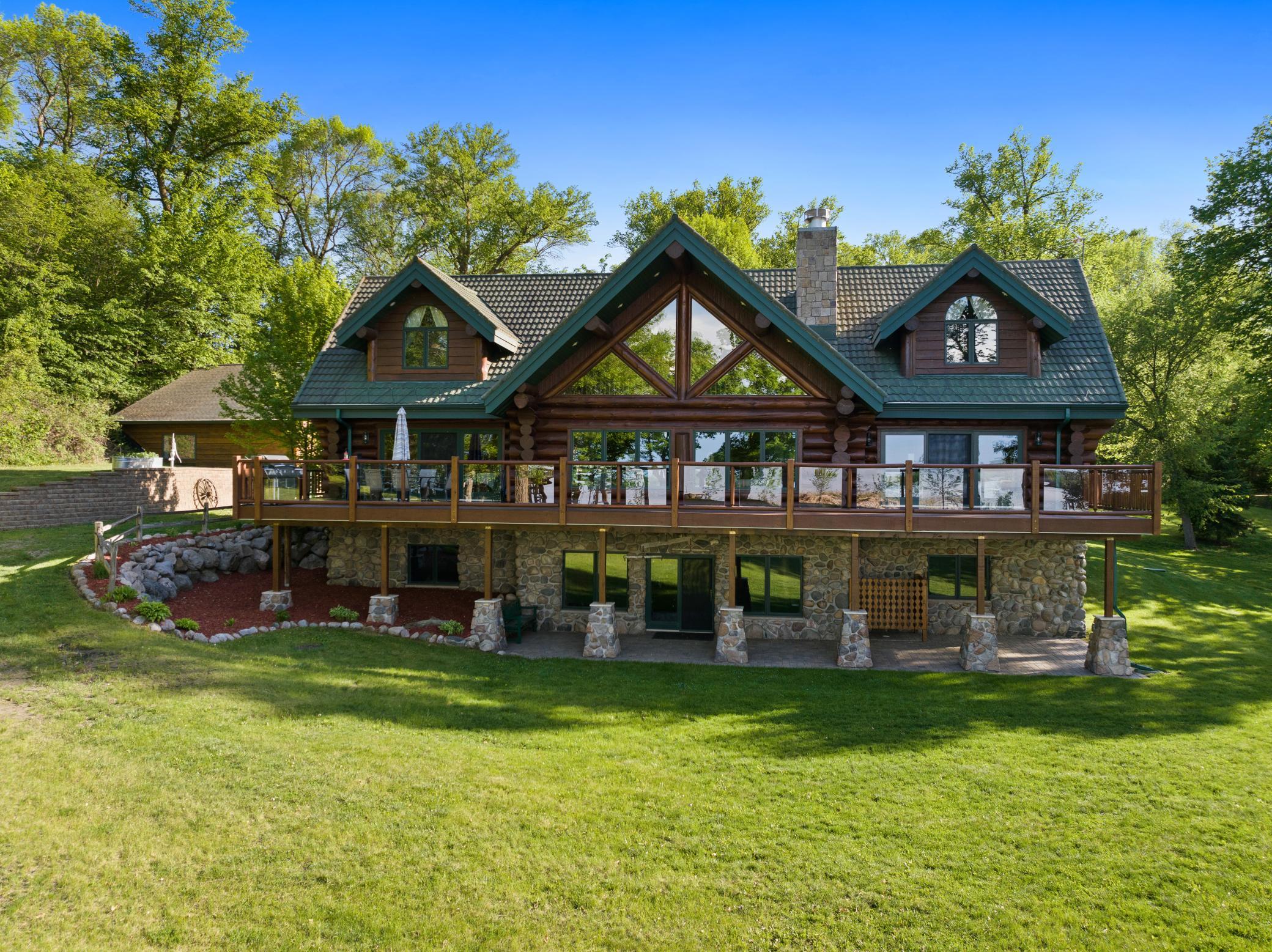 Lakehome 7081689