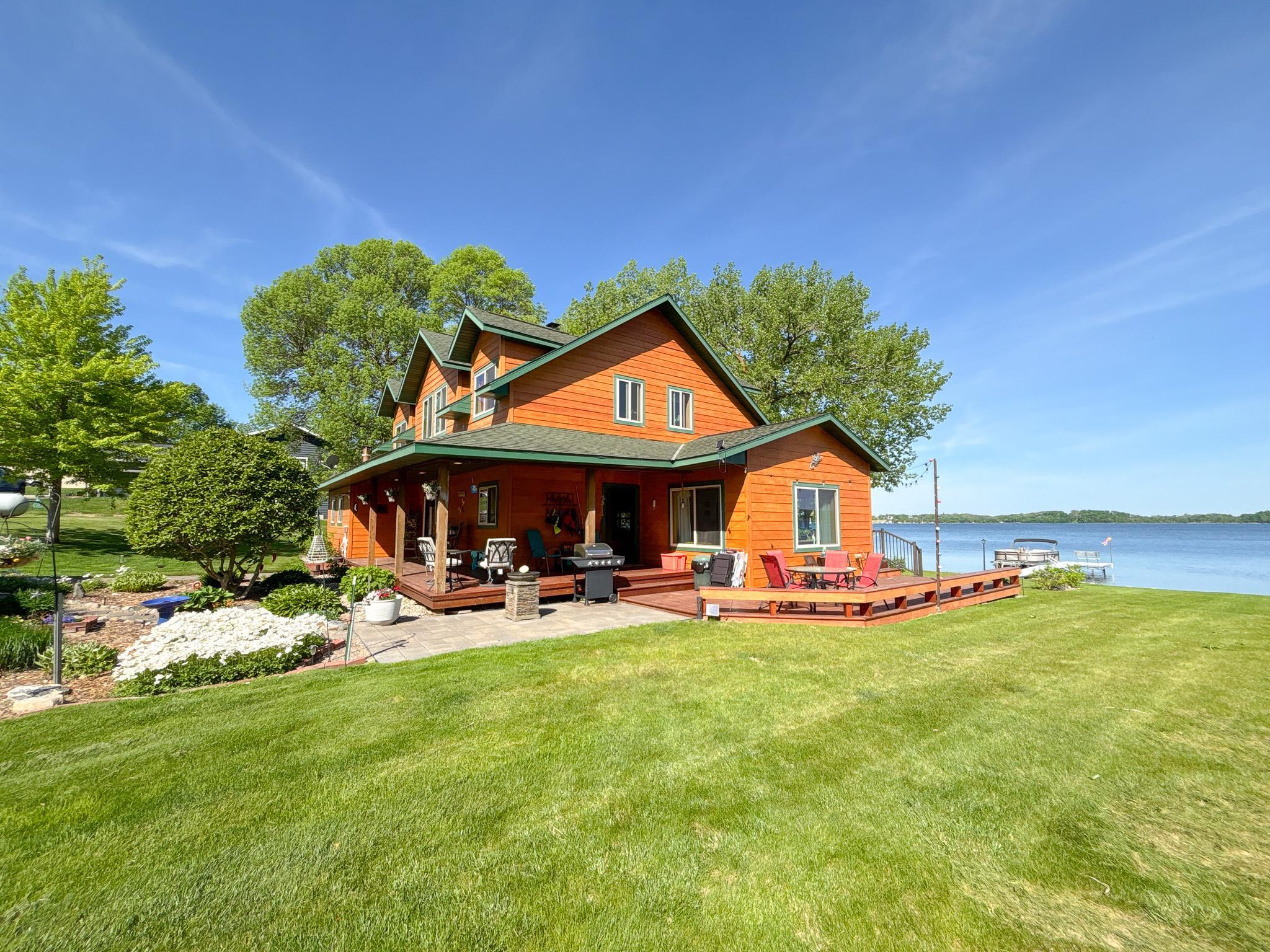 Lakehome 7082893