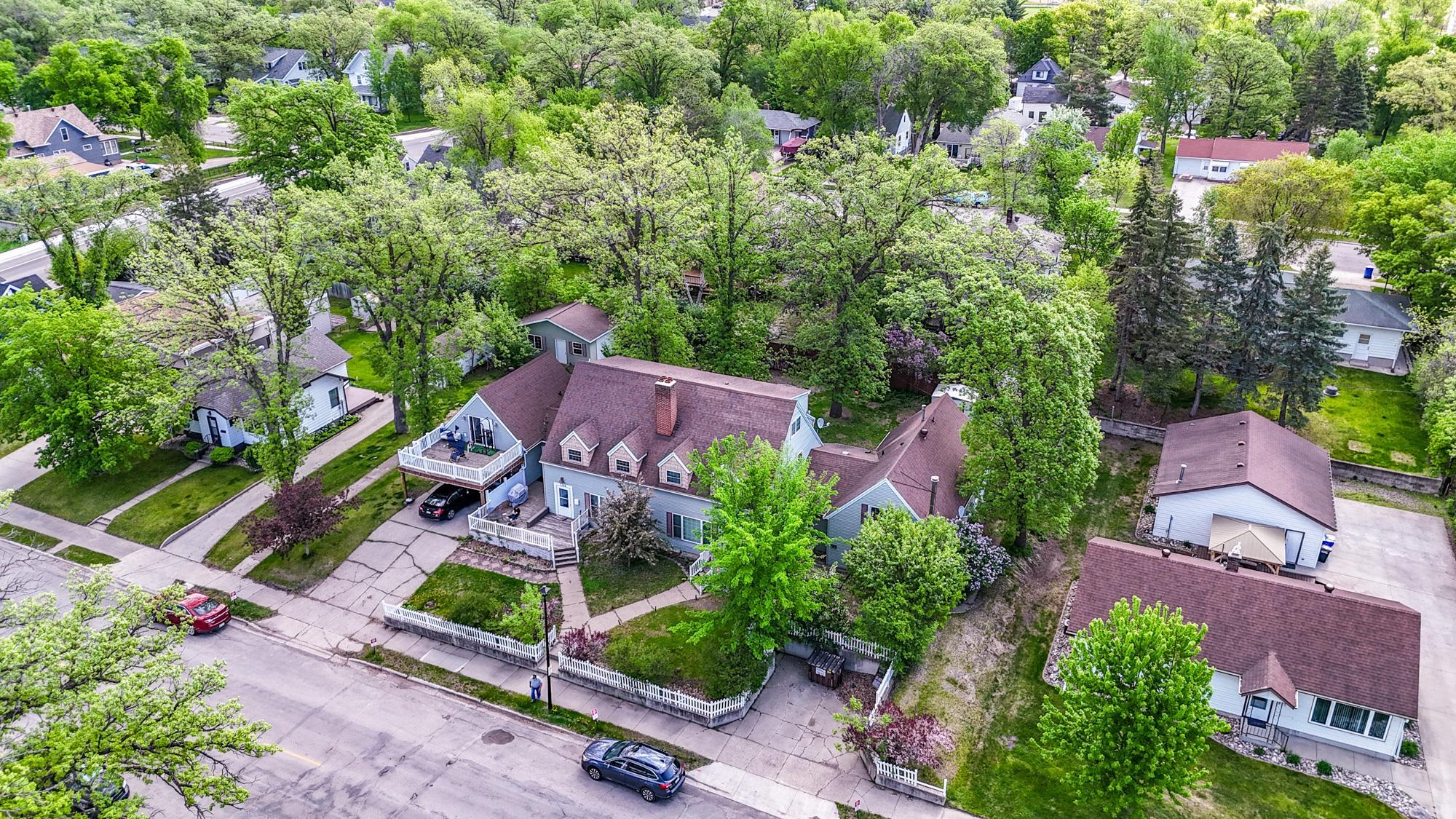 Residential 7082979