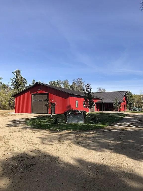 Residential 7083459