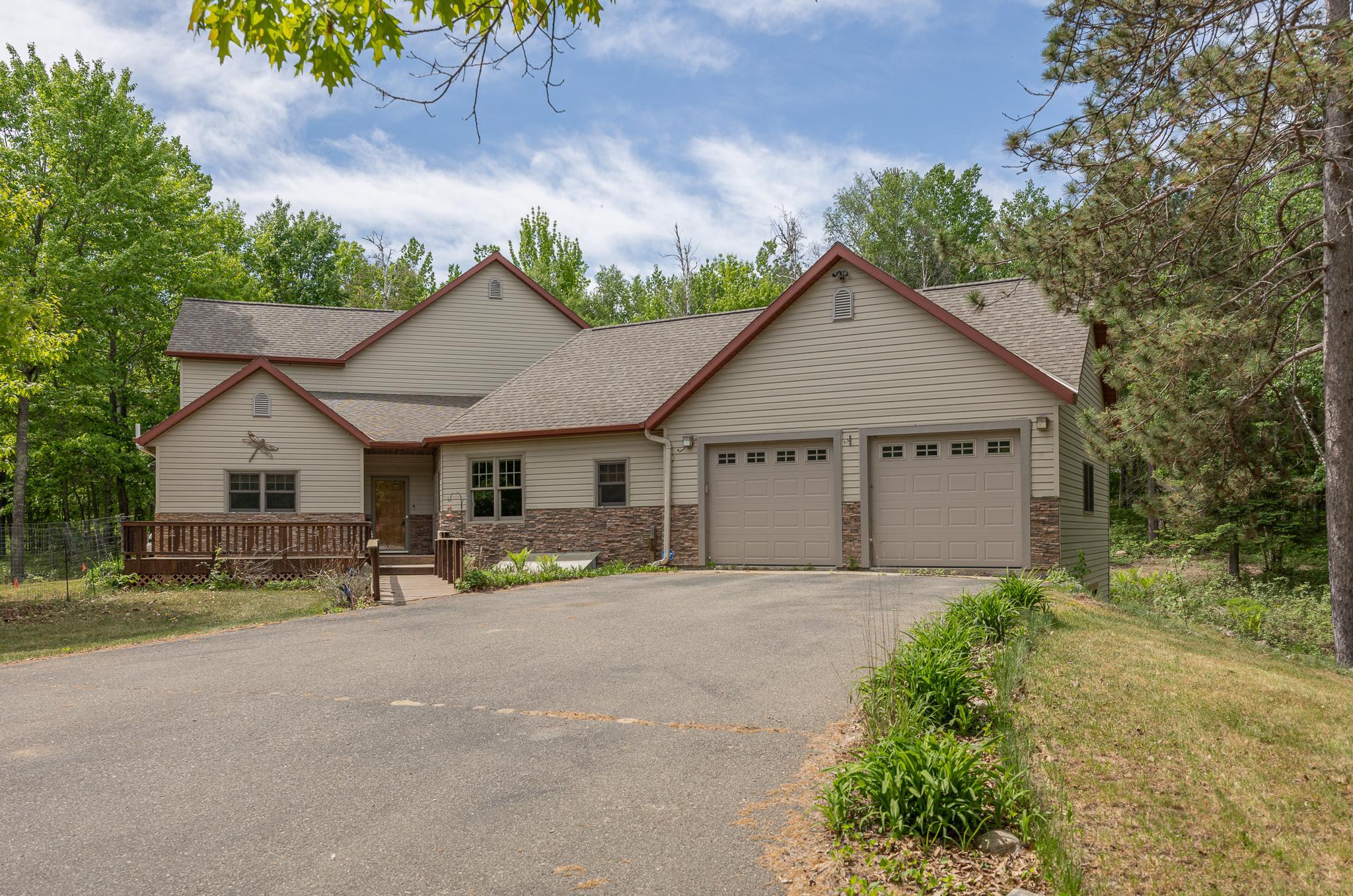 Lakehome 7083641