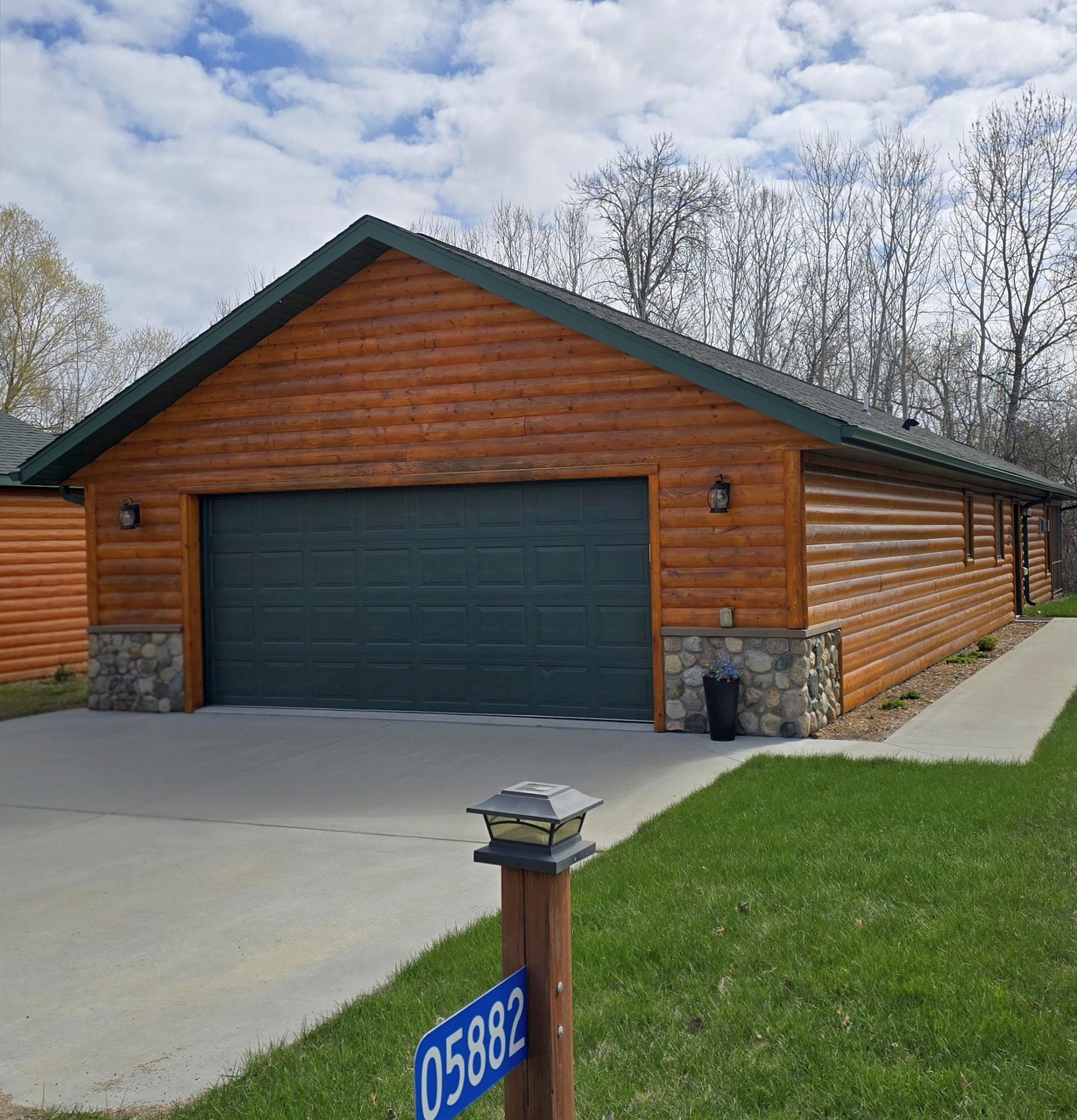 Lakehome 7083788