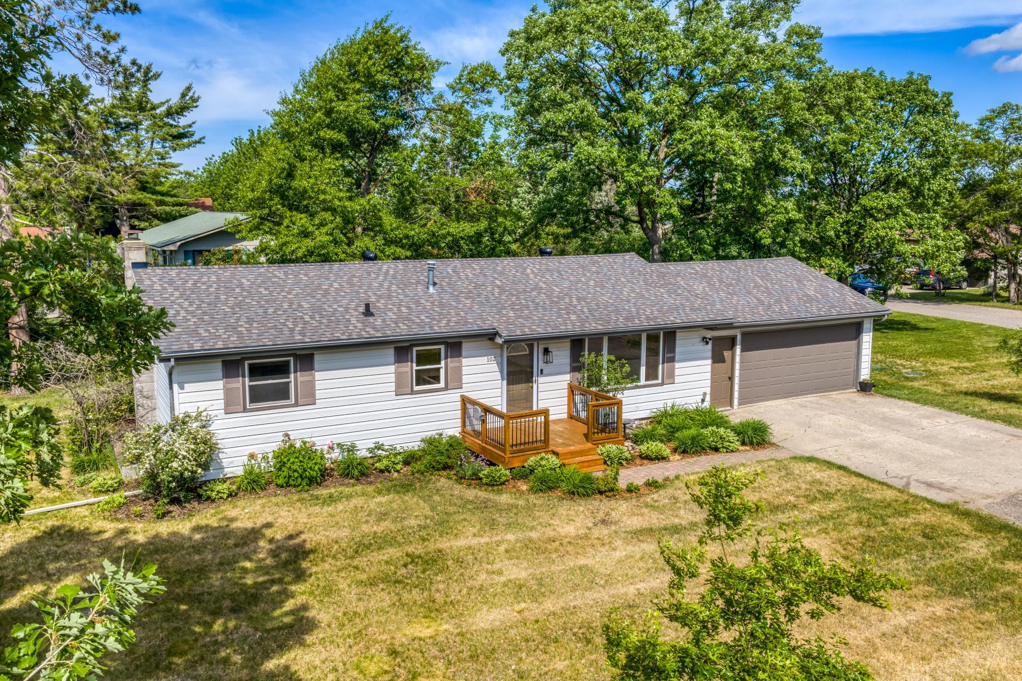 Residential 7084073