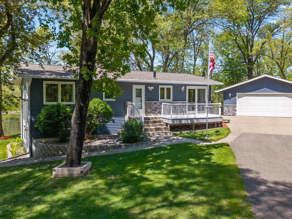 Residential 7084077