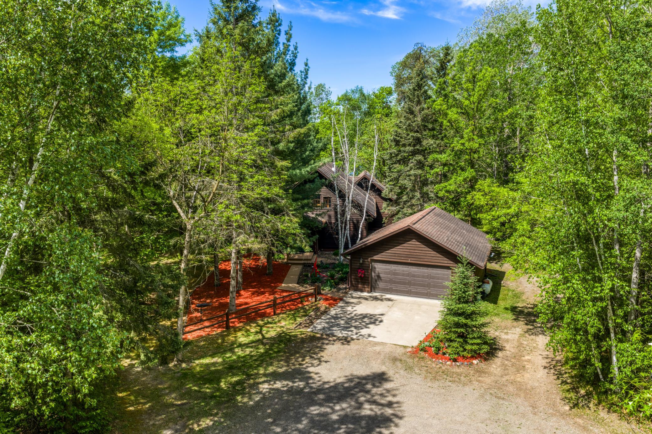 Lakehome 7084616