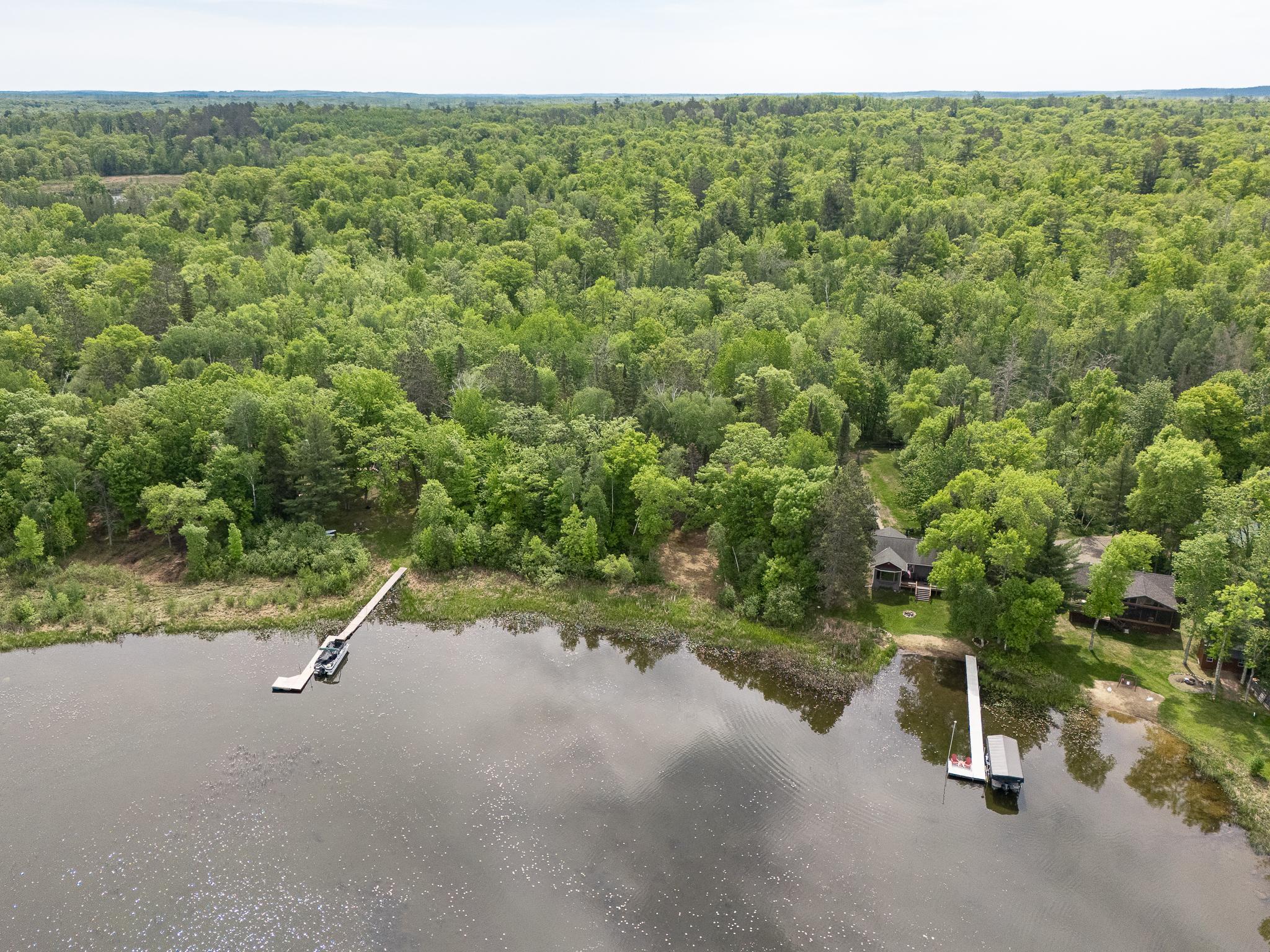 Lakehome 7085147