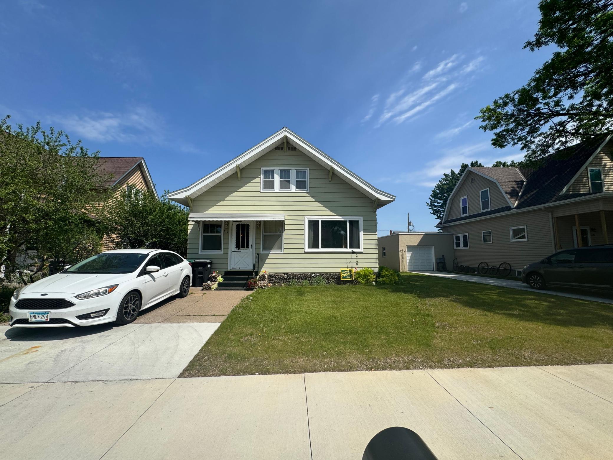 Residential 7085330