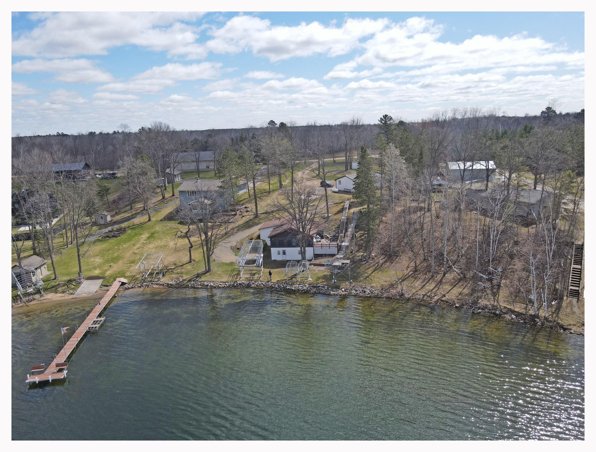 Lakehome 7086015