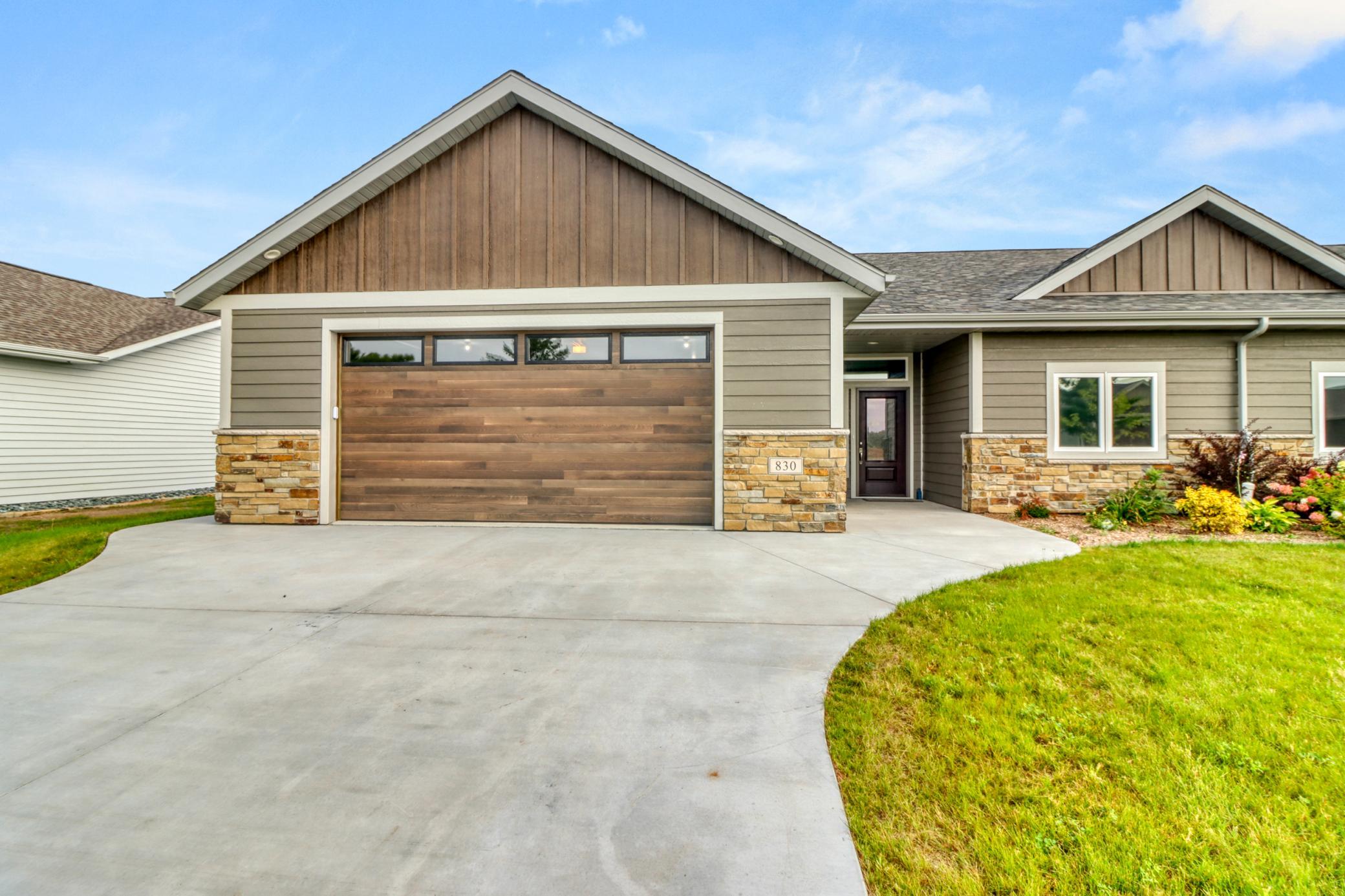 Residential 7086055
