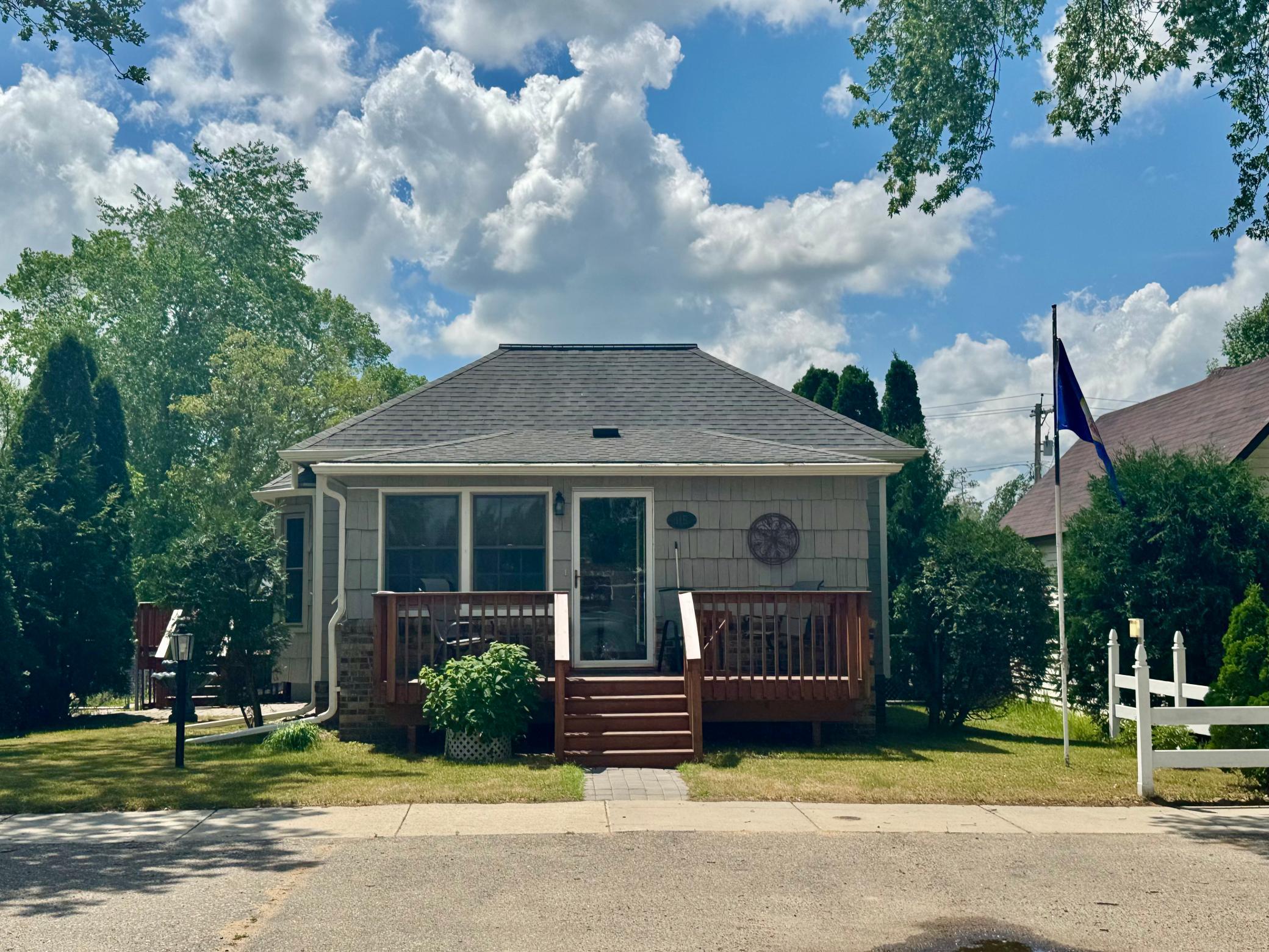 Residential 7086260
