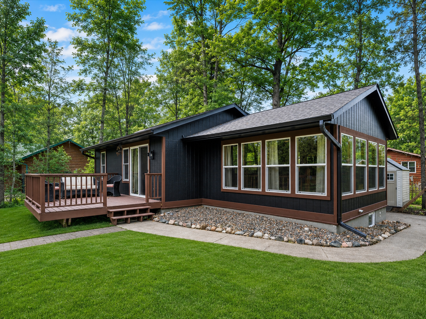 Residential 7086322