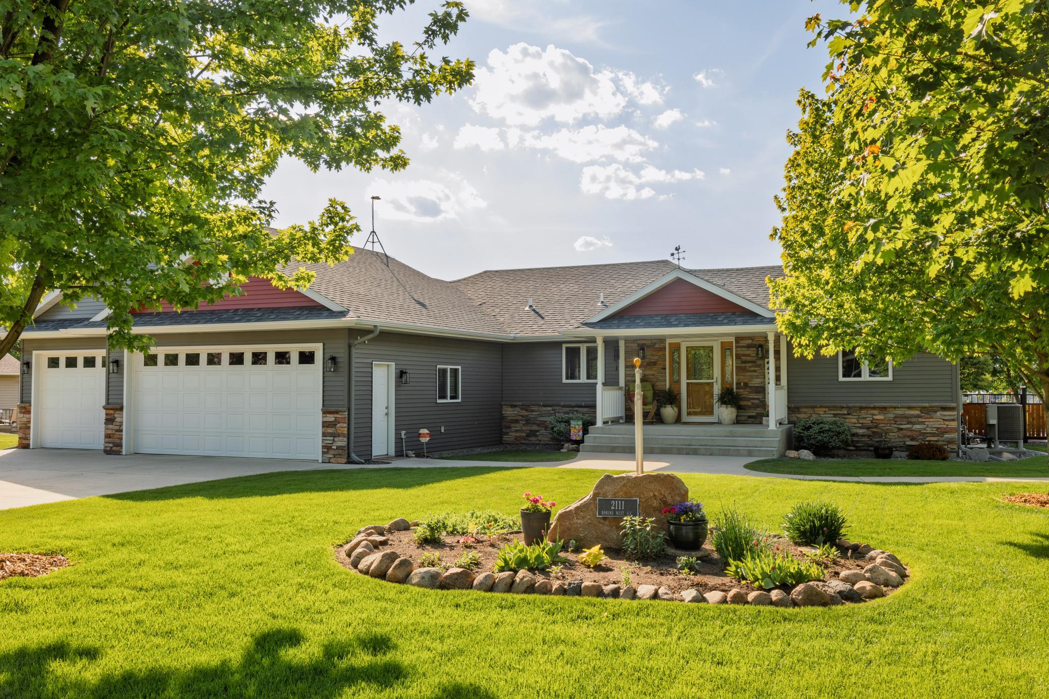 Residential 7086327