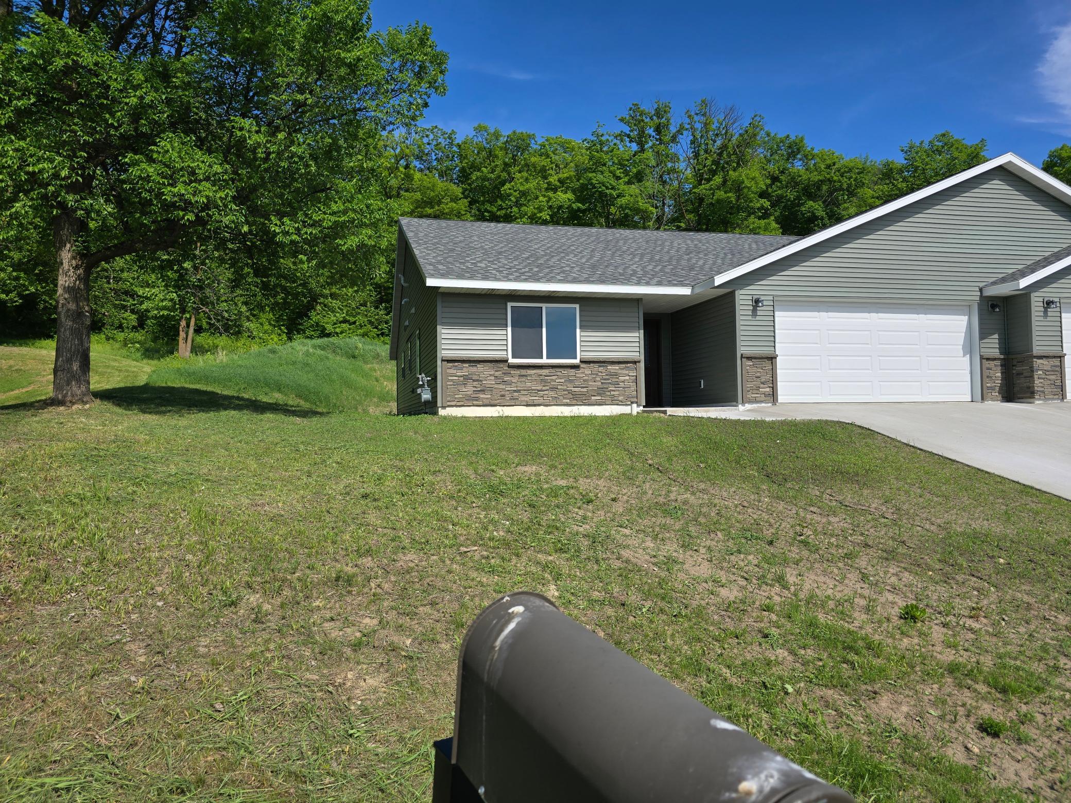 Residential 7086497
