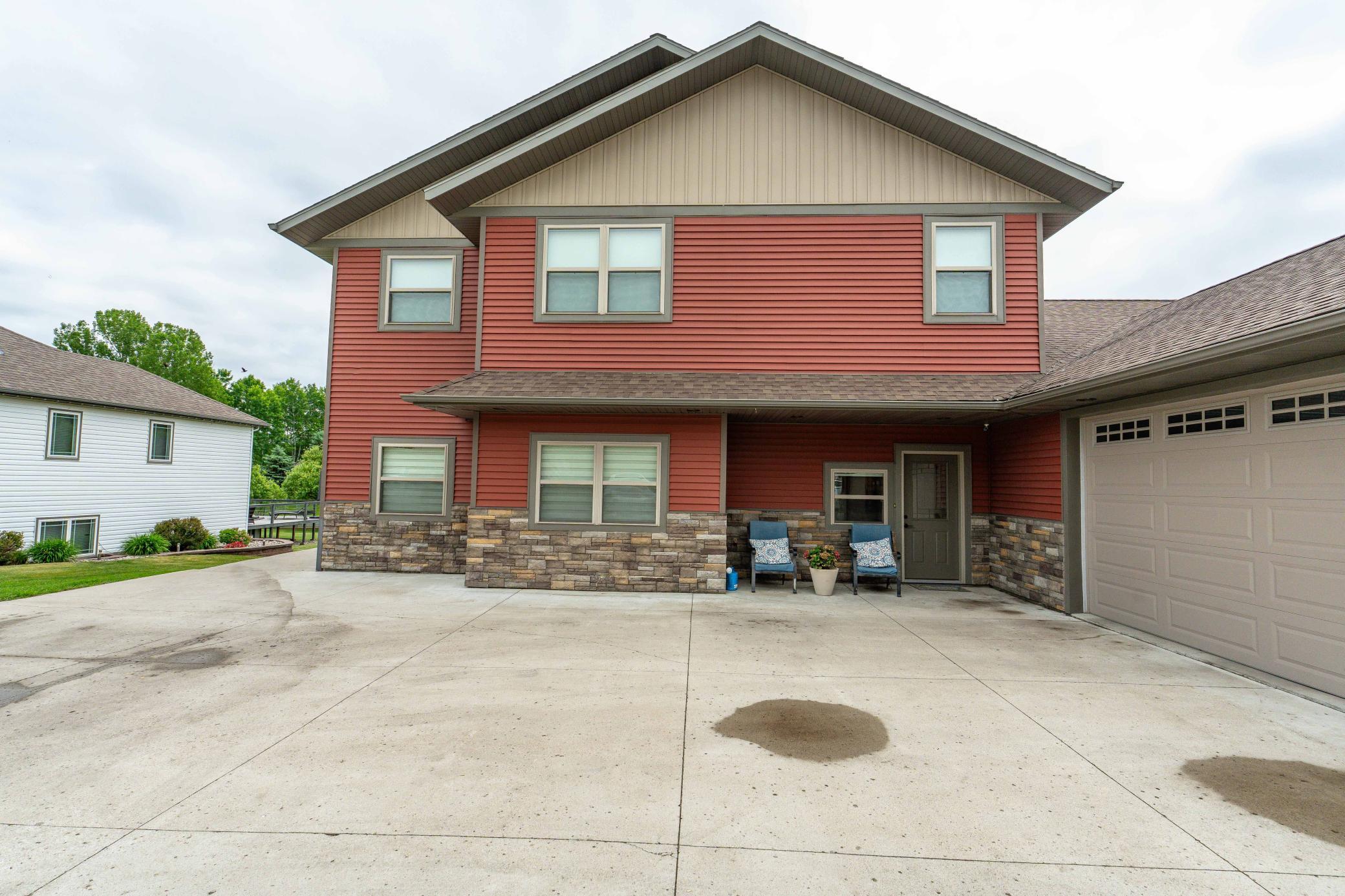 Residential 7086868