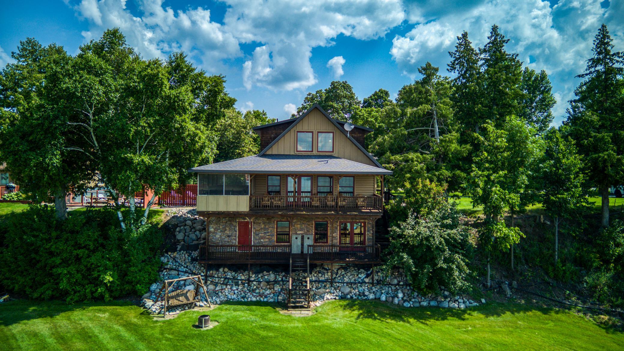 Lakehome 7086899