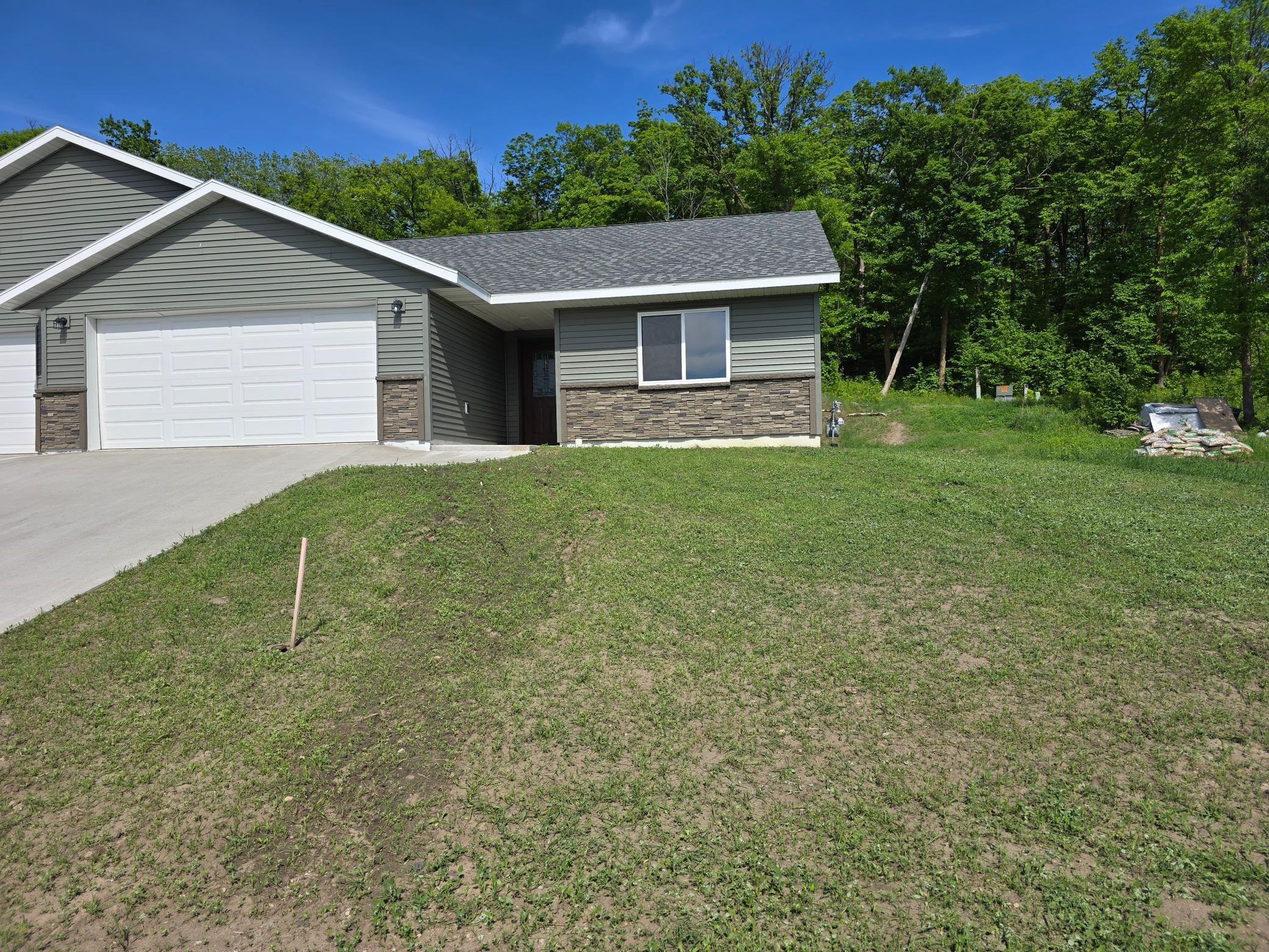 Residential 7087014