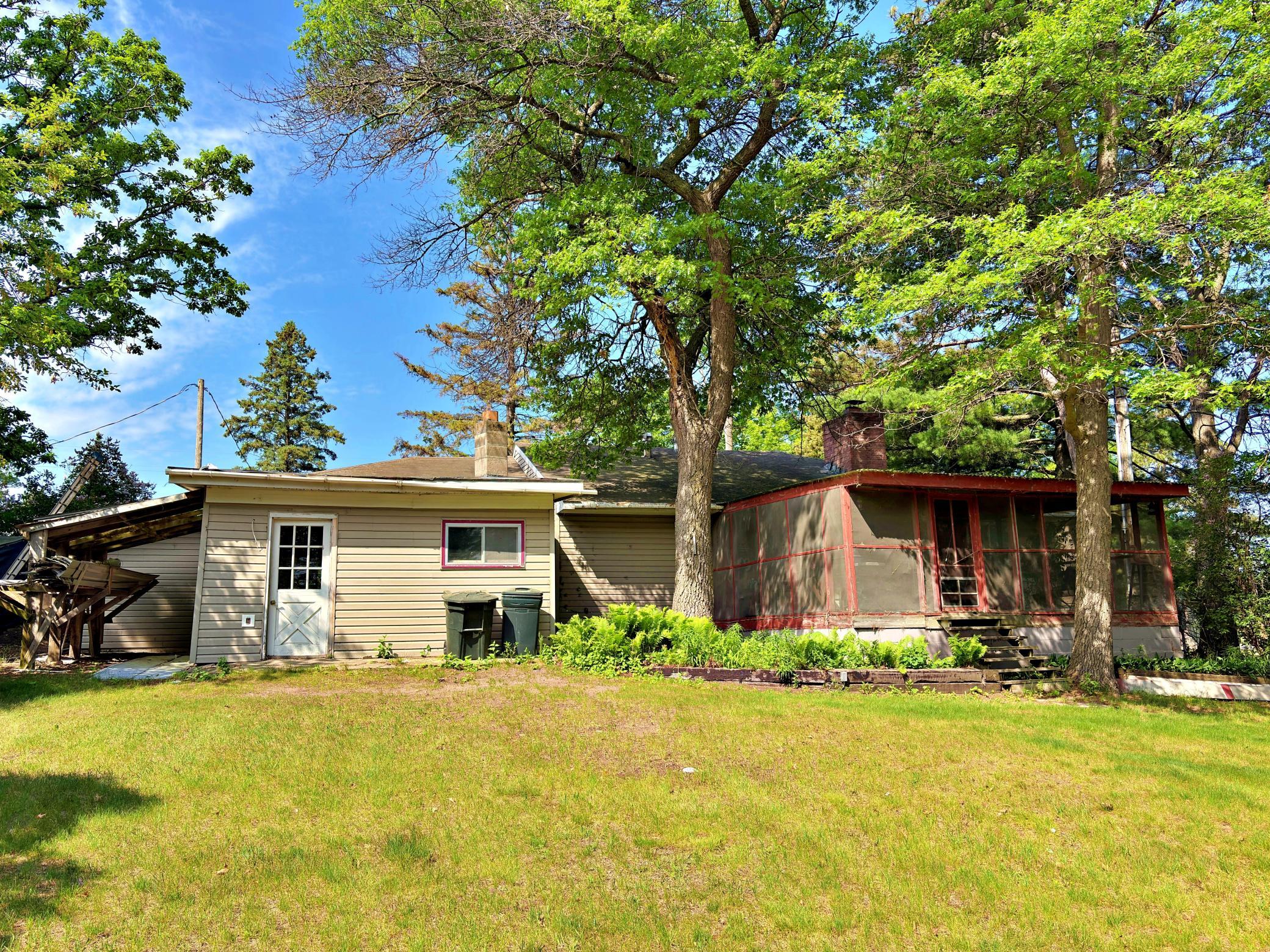 Lakehome 7087965