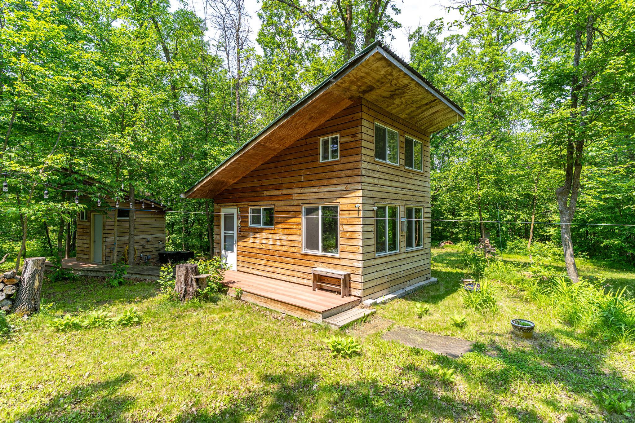 Lakehome 7087996