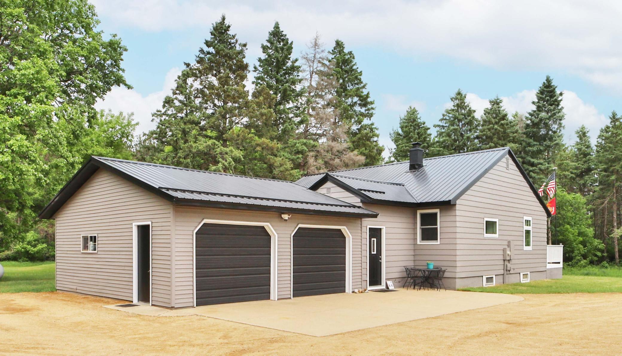 Residential 7088037