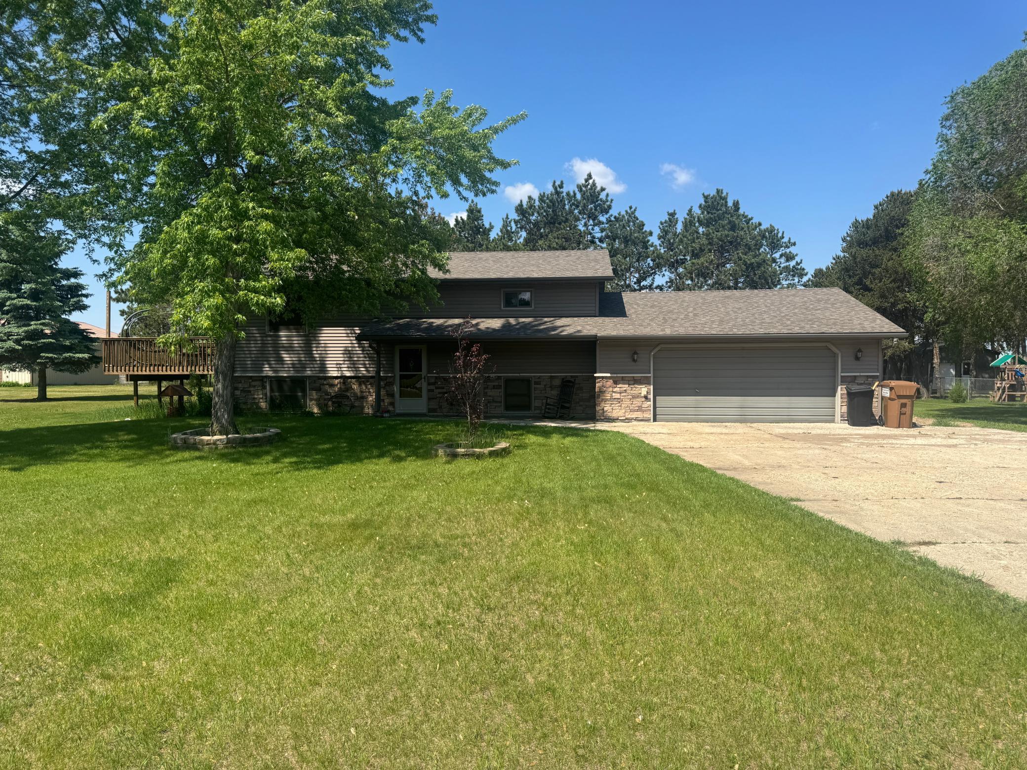 Residential 7088769