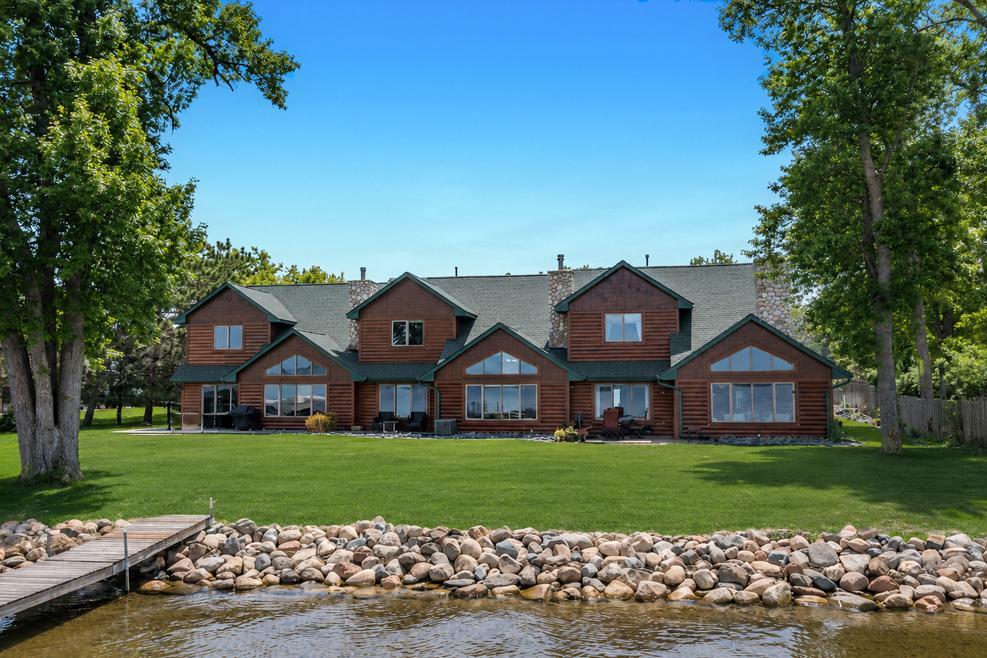 Lakehome 7088789