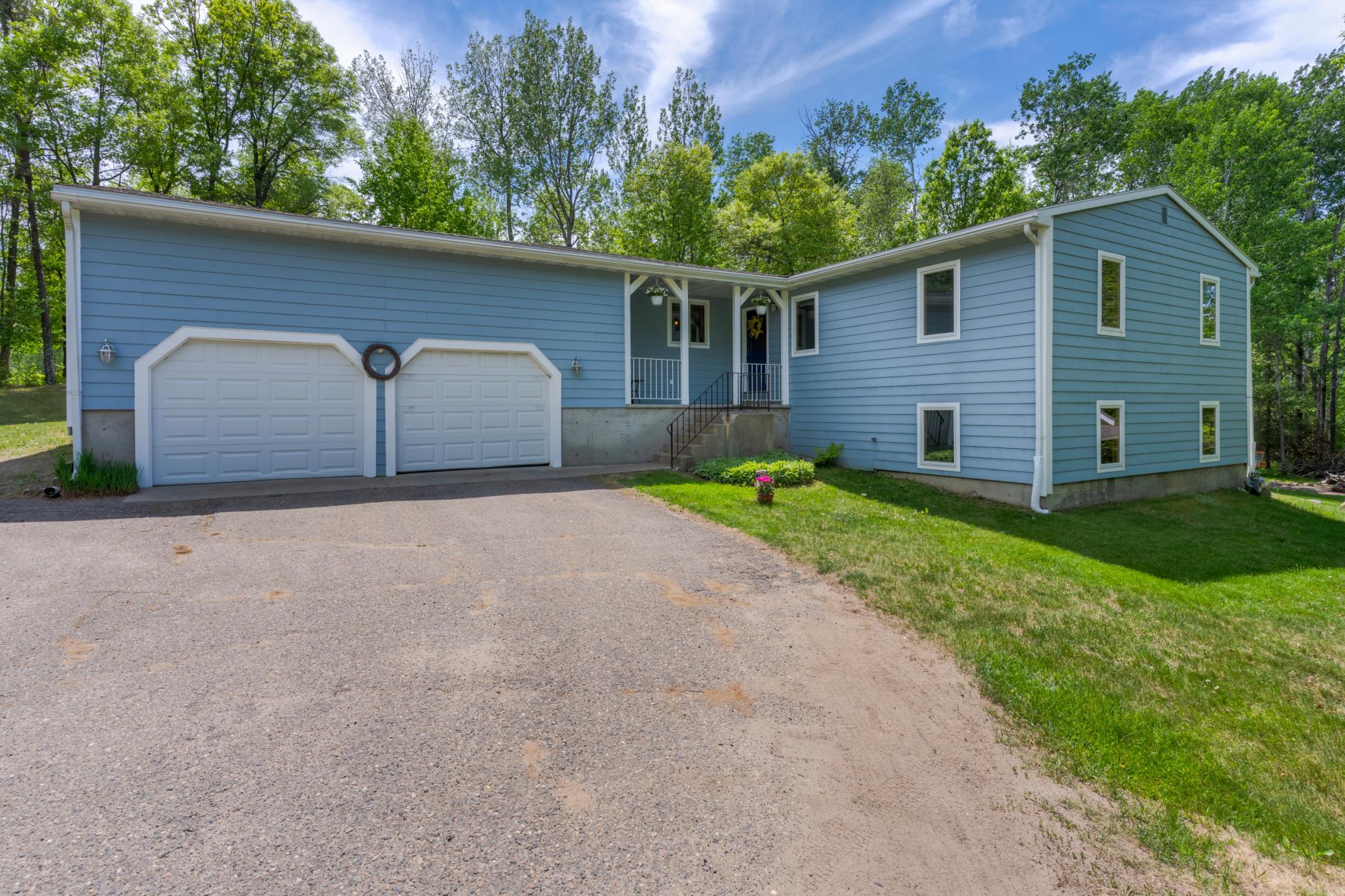 Residential 7089078