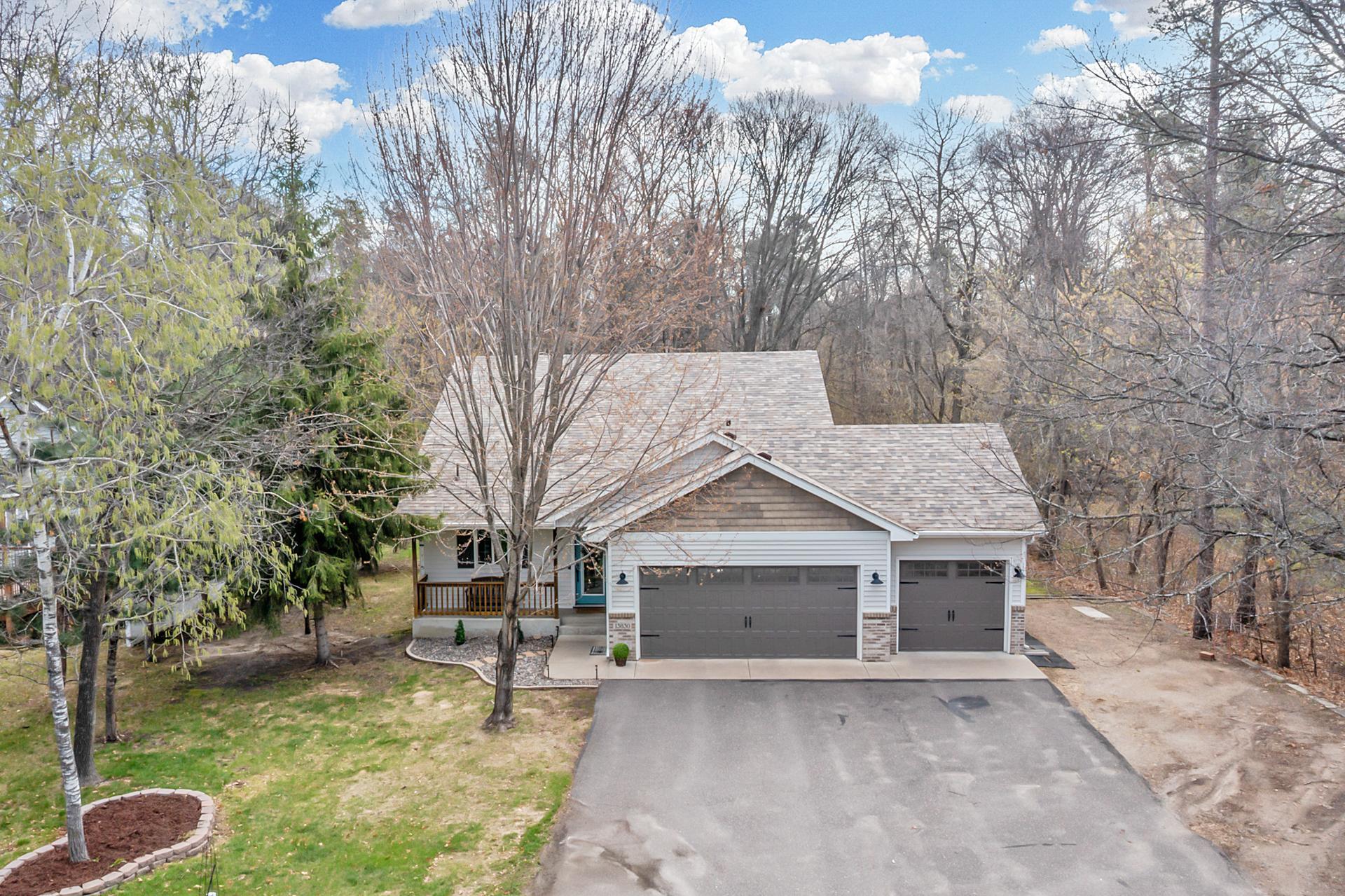 Residential 7089276