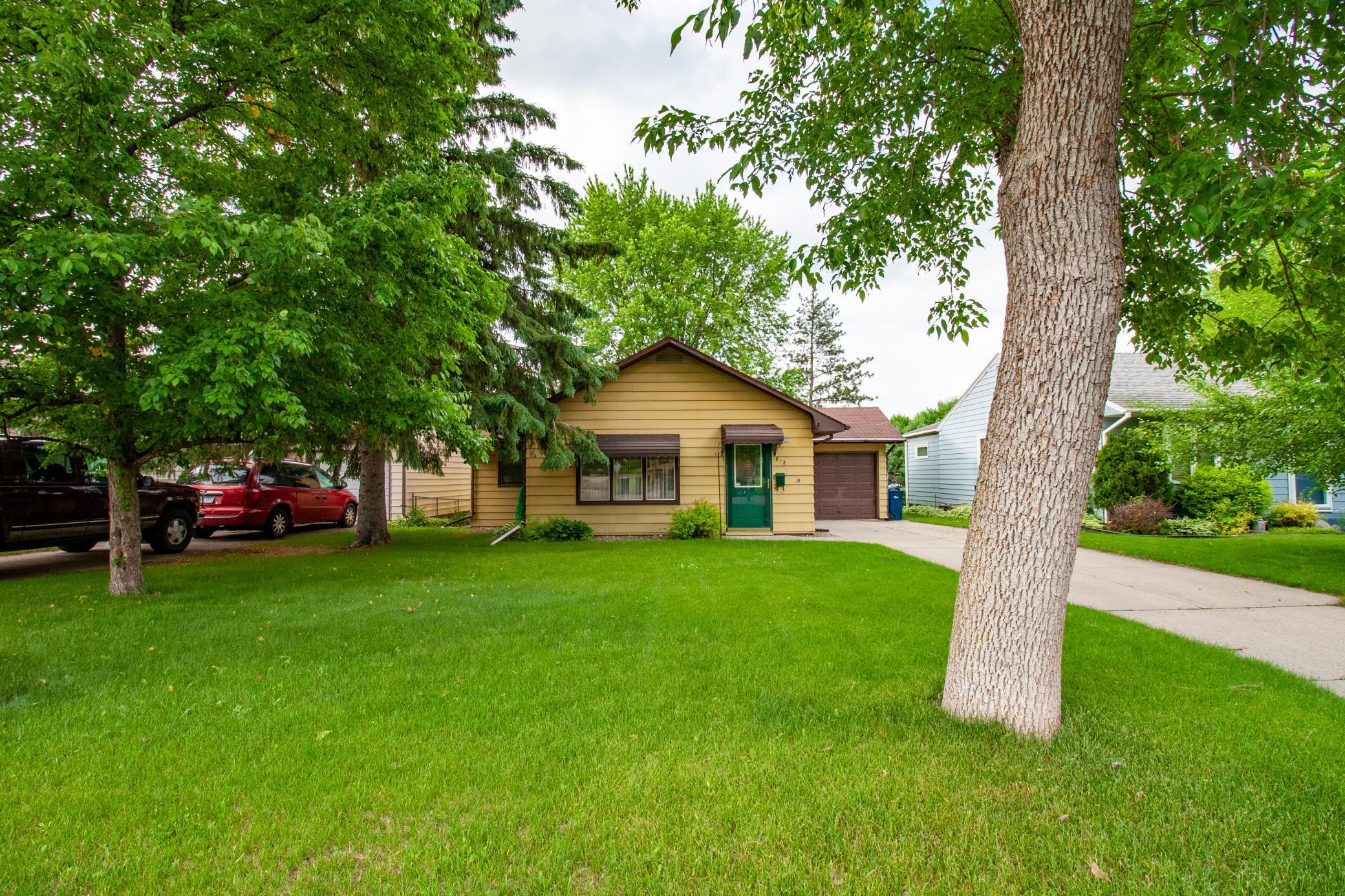 Residential 7089320
