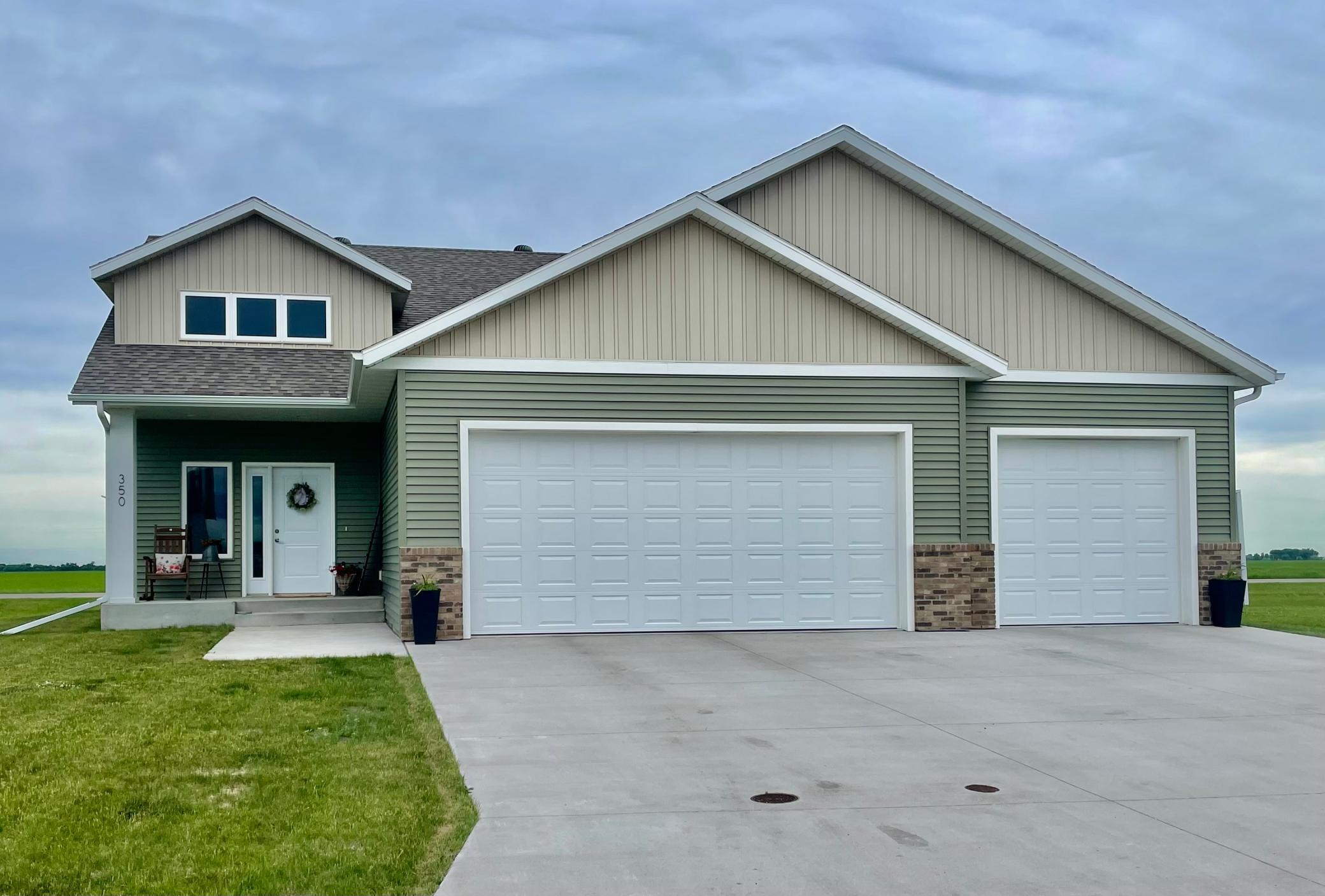 Residential 7089804