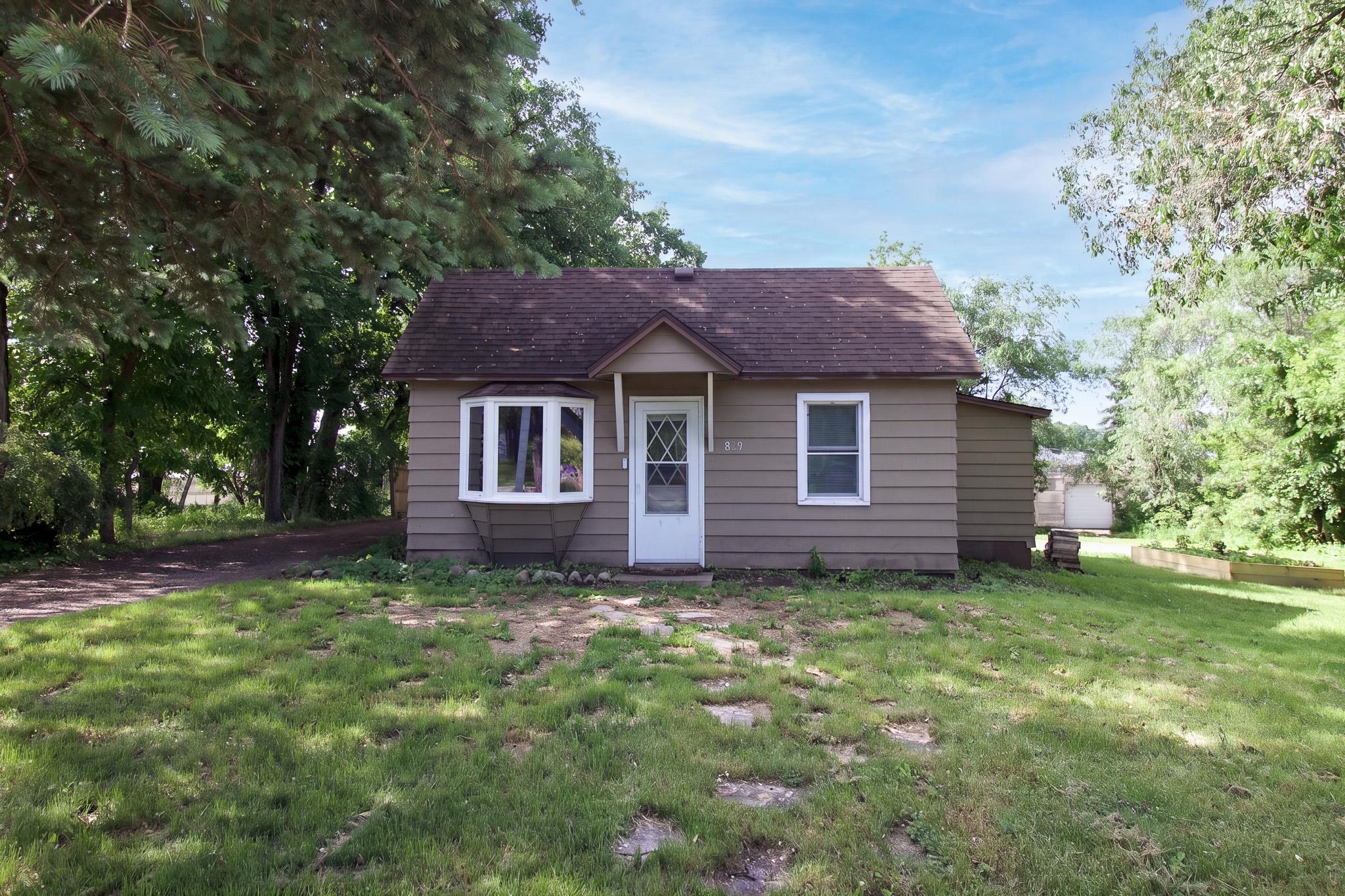 Residential 7091752